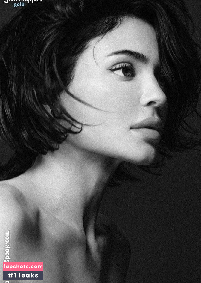 Kylie Jenner gallery photo #1471