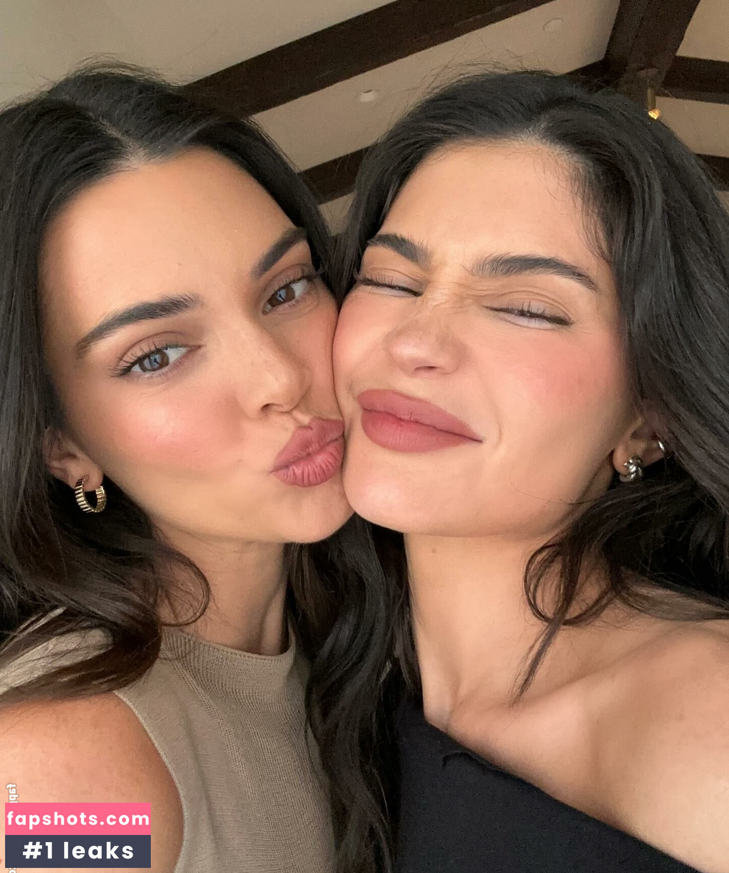 Kylie Jenner gallery photo #1492