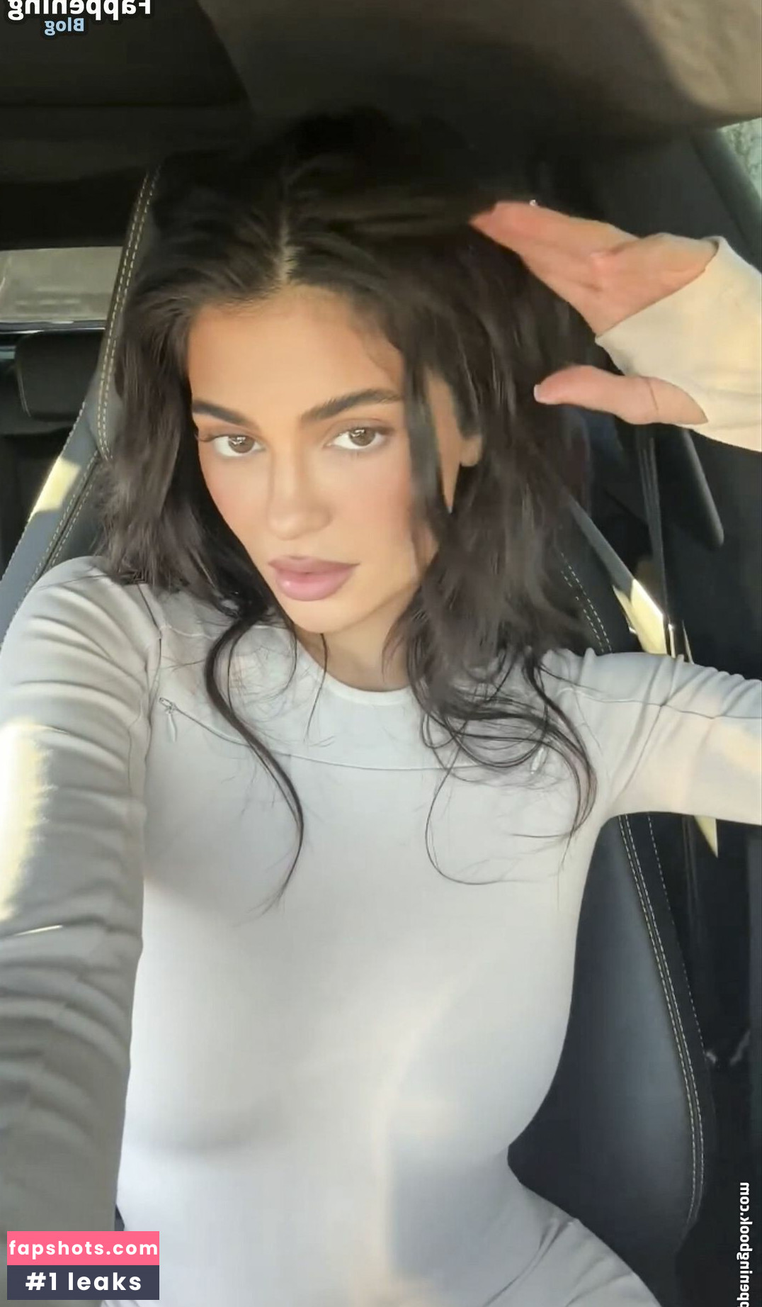 Kylie Jenner gallery photo #1510