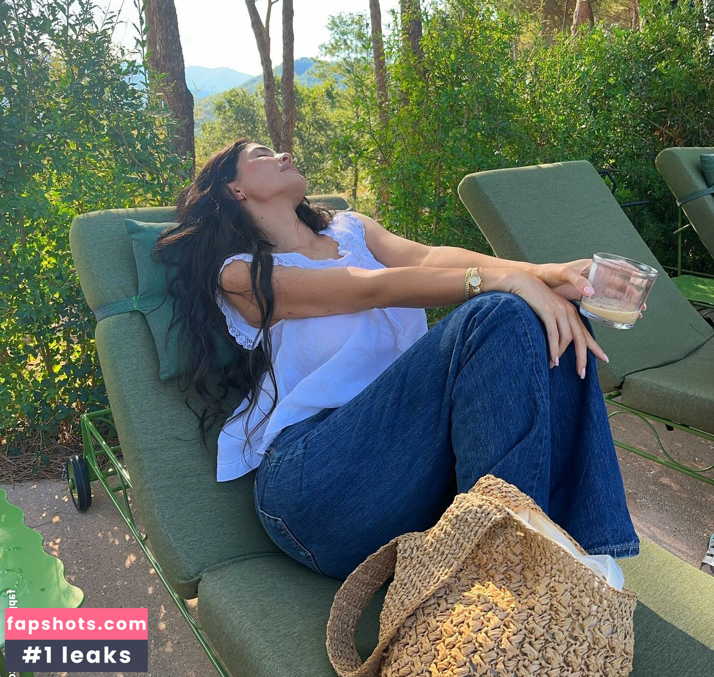 Kylie Jenner gallery photo #1568