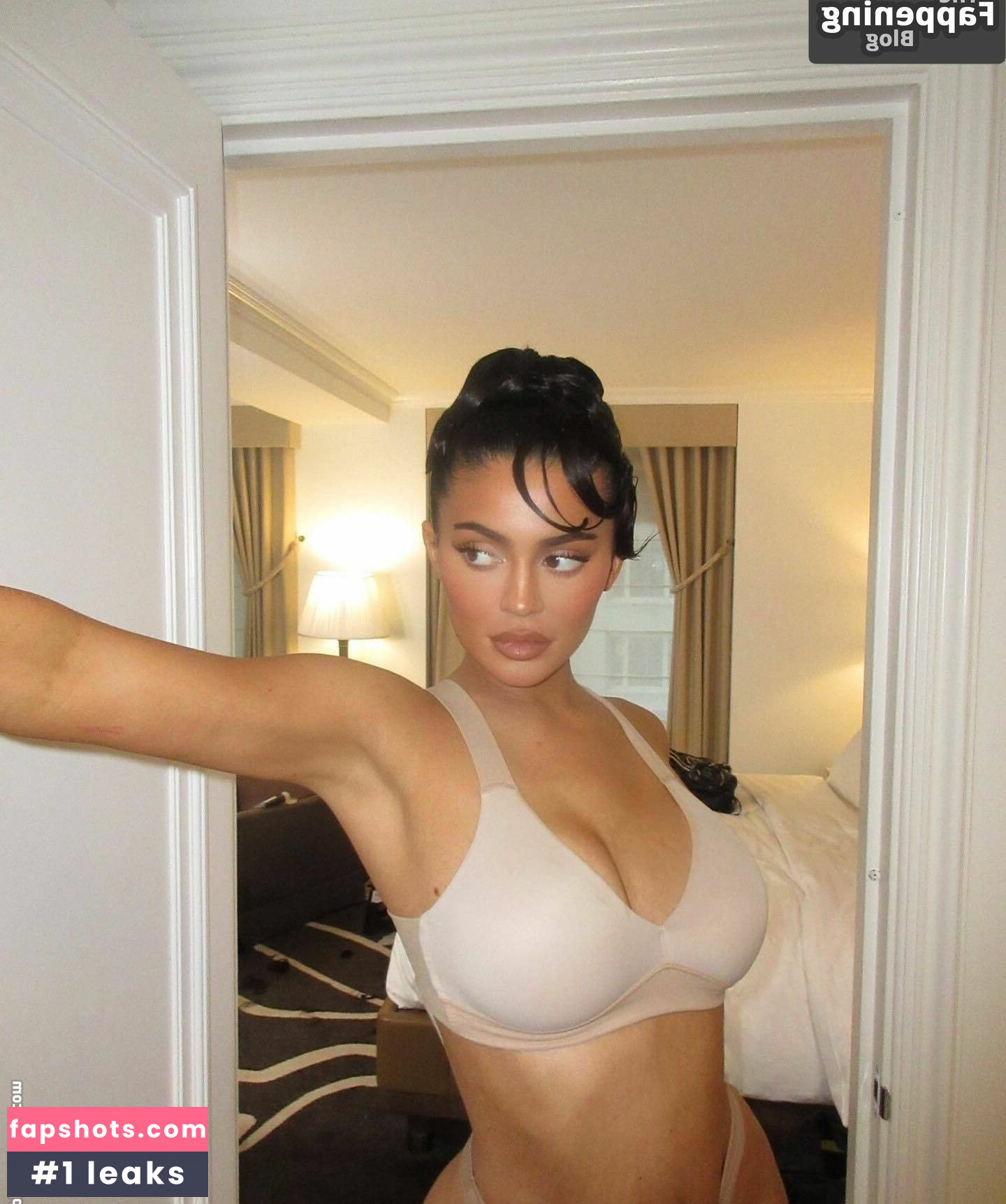 Kylie Jenner gallery photo #1577