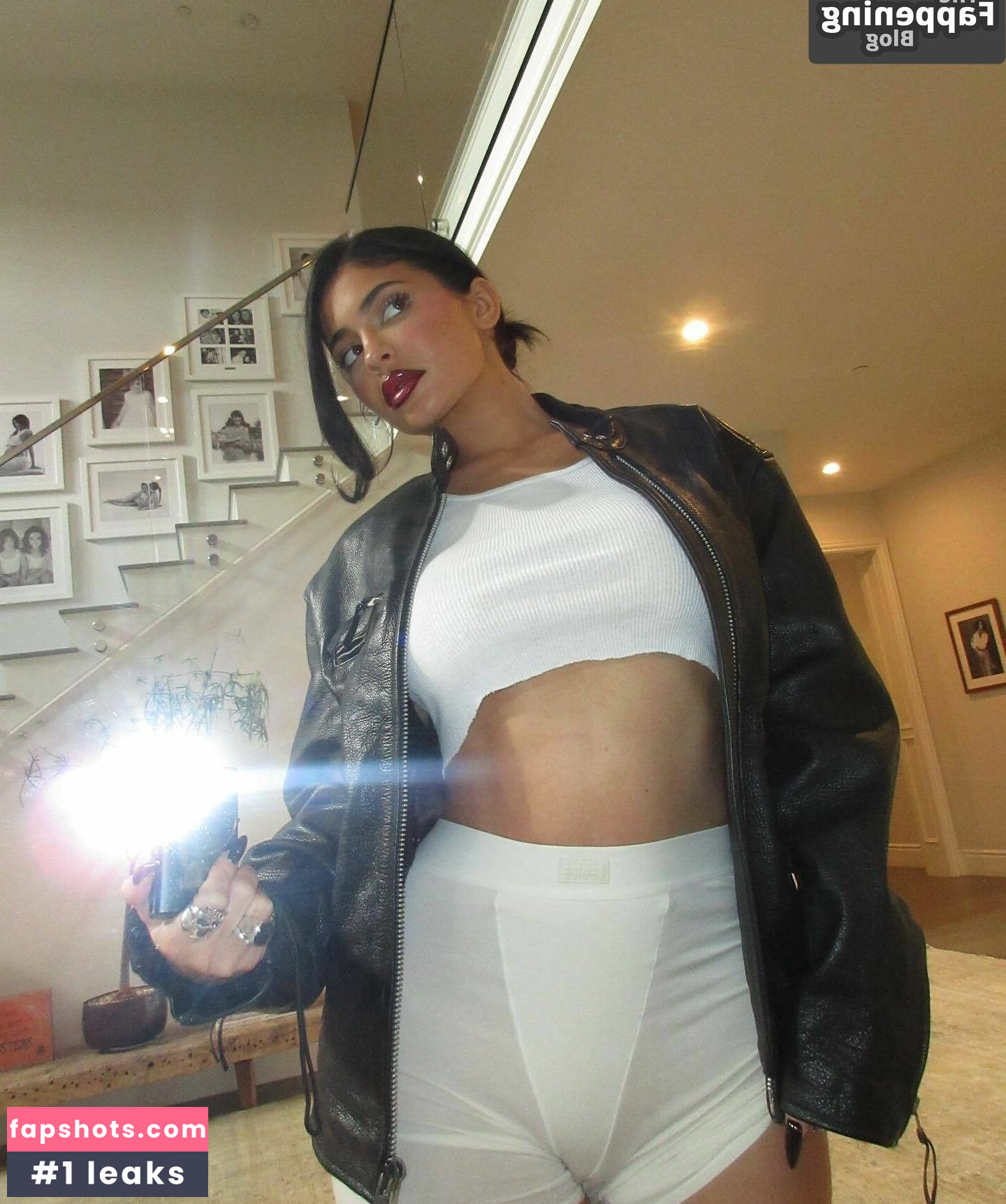 Kylie Jenner gallery photo #1582