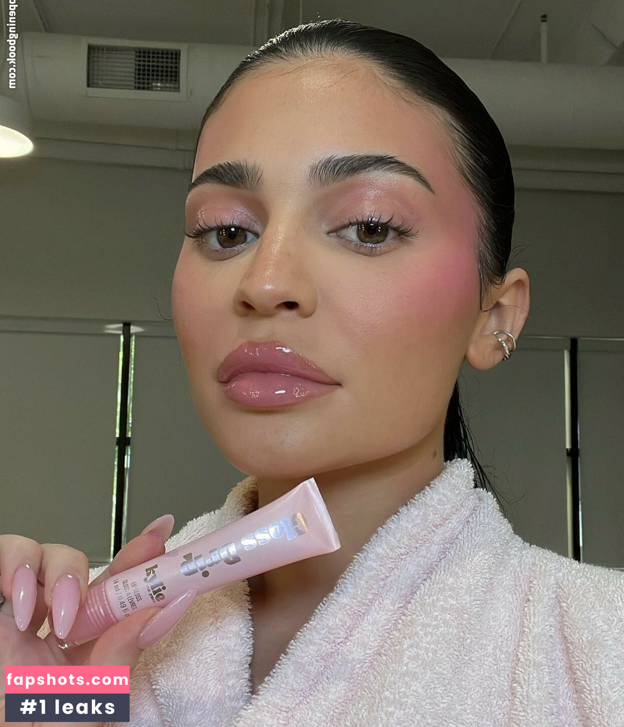 Kylie Jenner gallery photo #1745