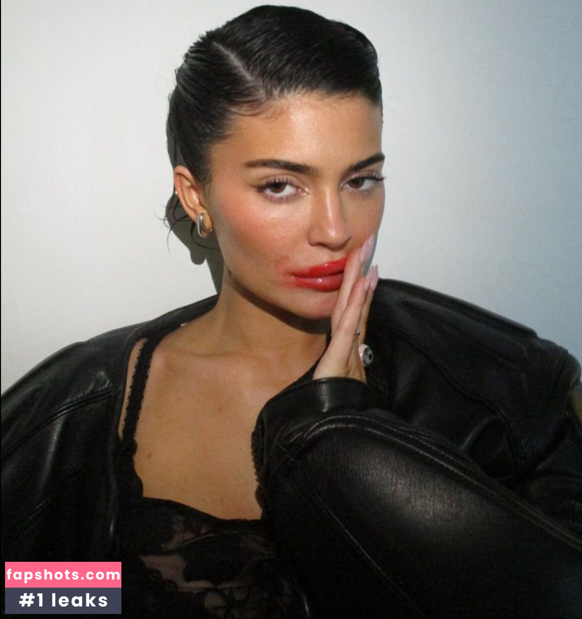 Kylie Jenner gallery photo #1784