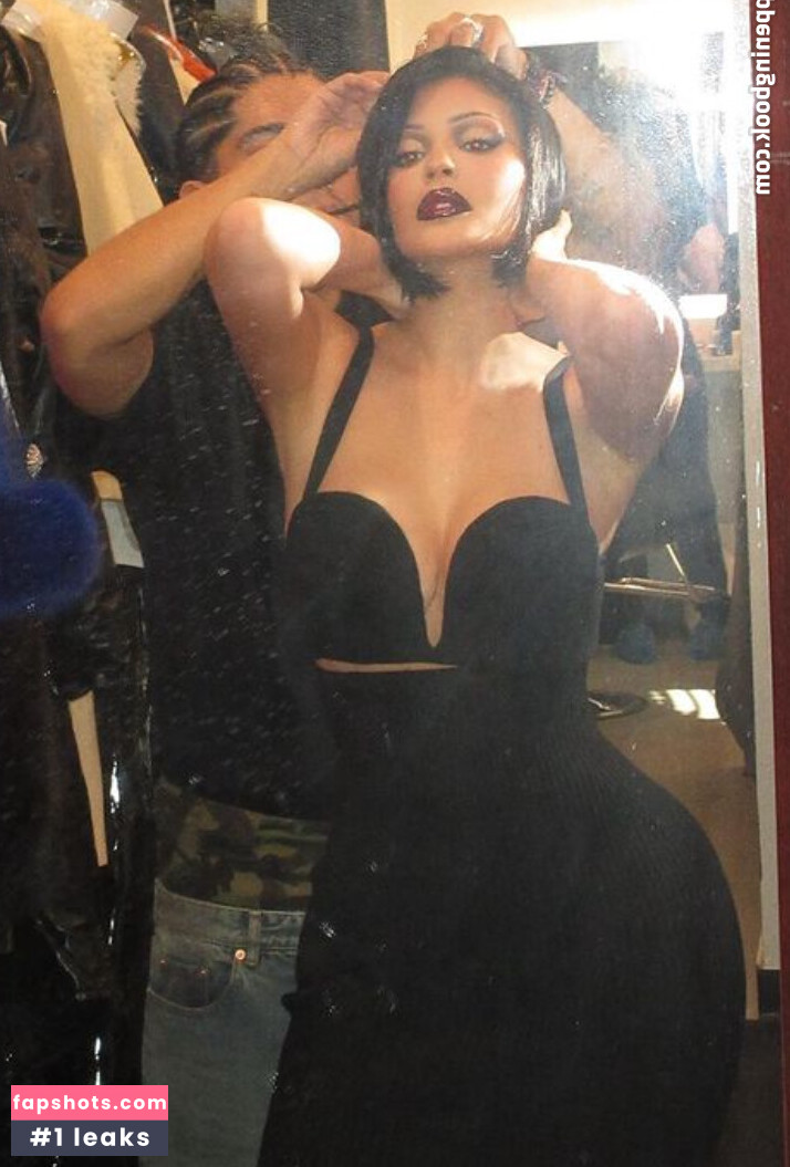 Kylie Jenner gallery photo #1881