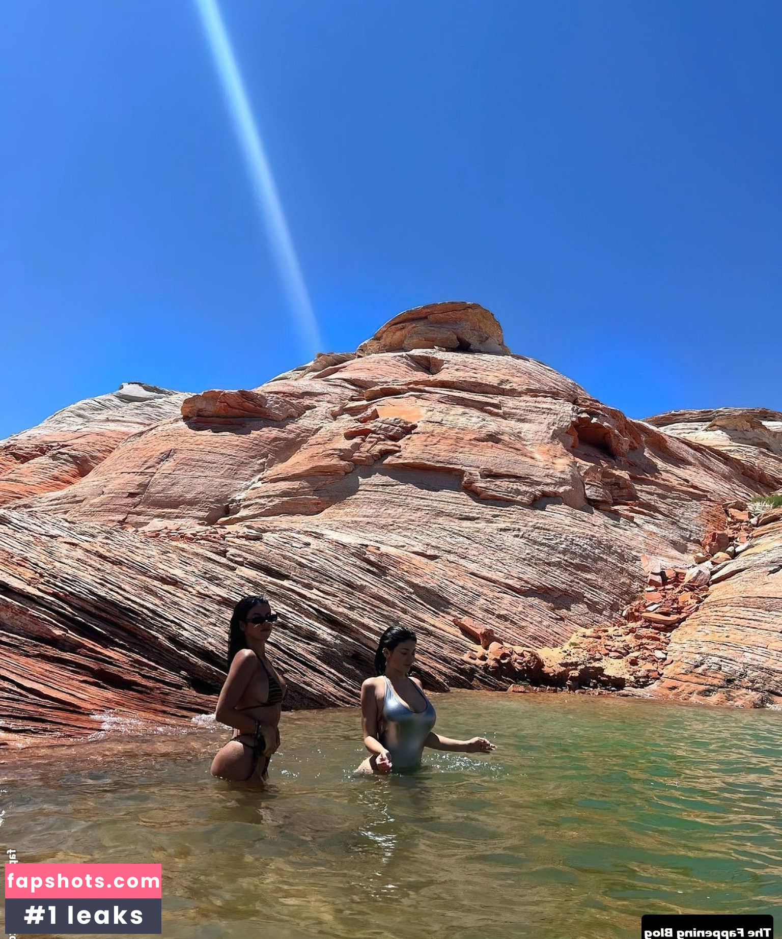 Kylie Jenner gallery photo #1910