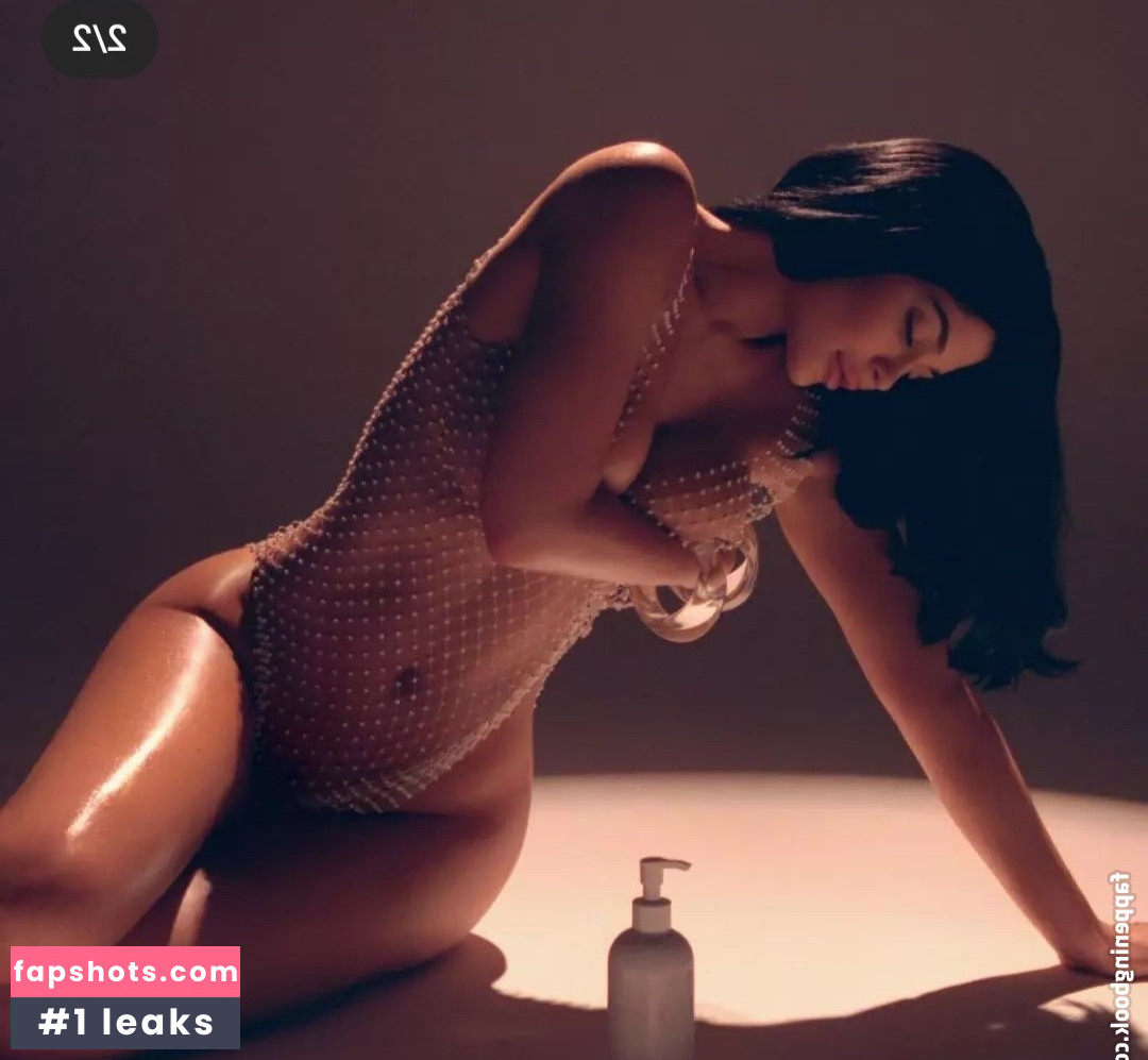 Kylie Jenner gallery photo #1965