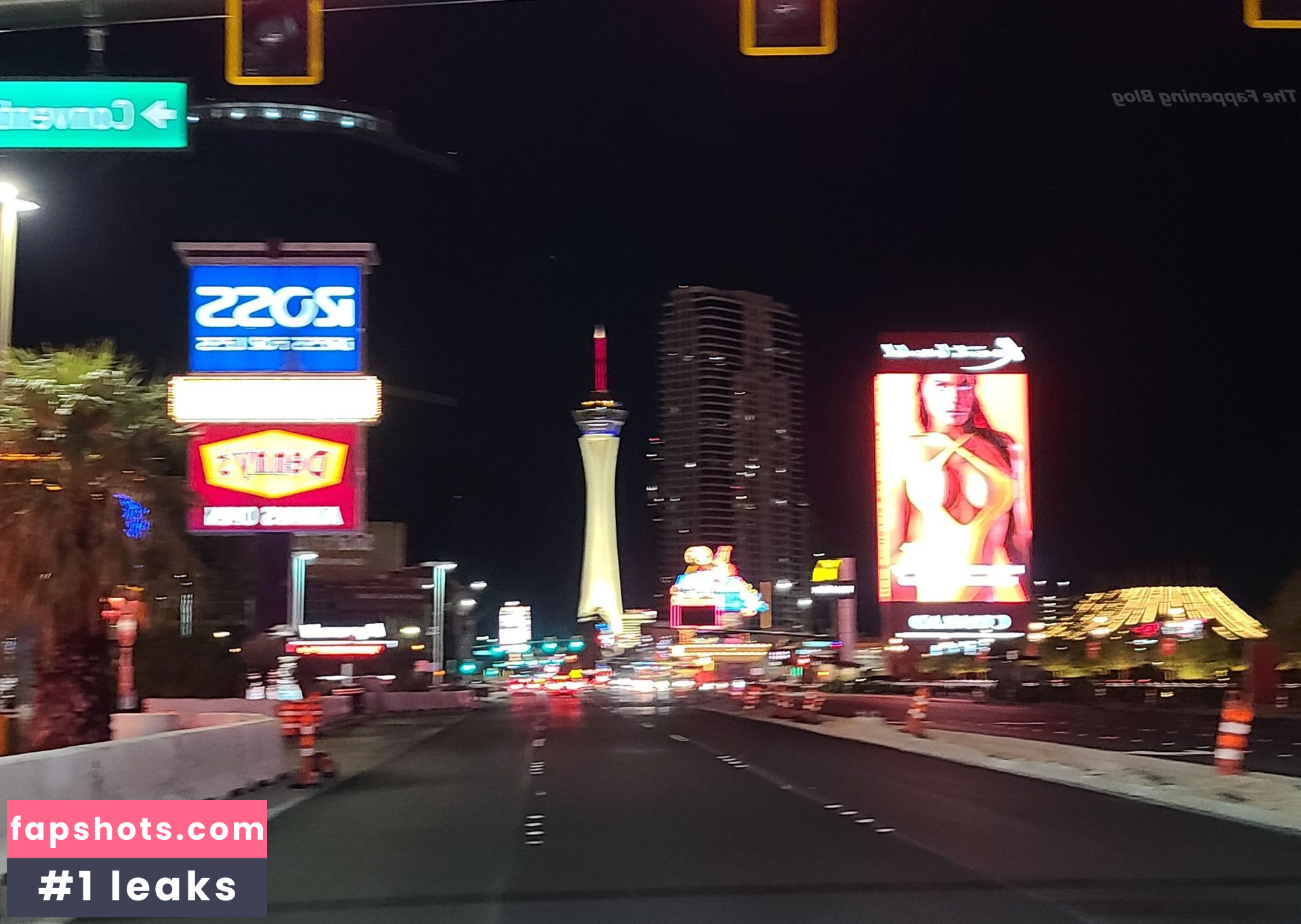 Kylie Jenner gallery photo #2013