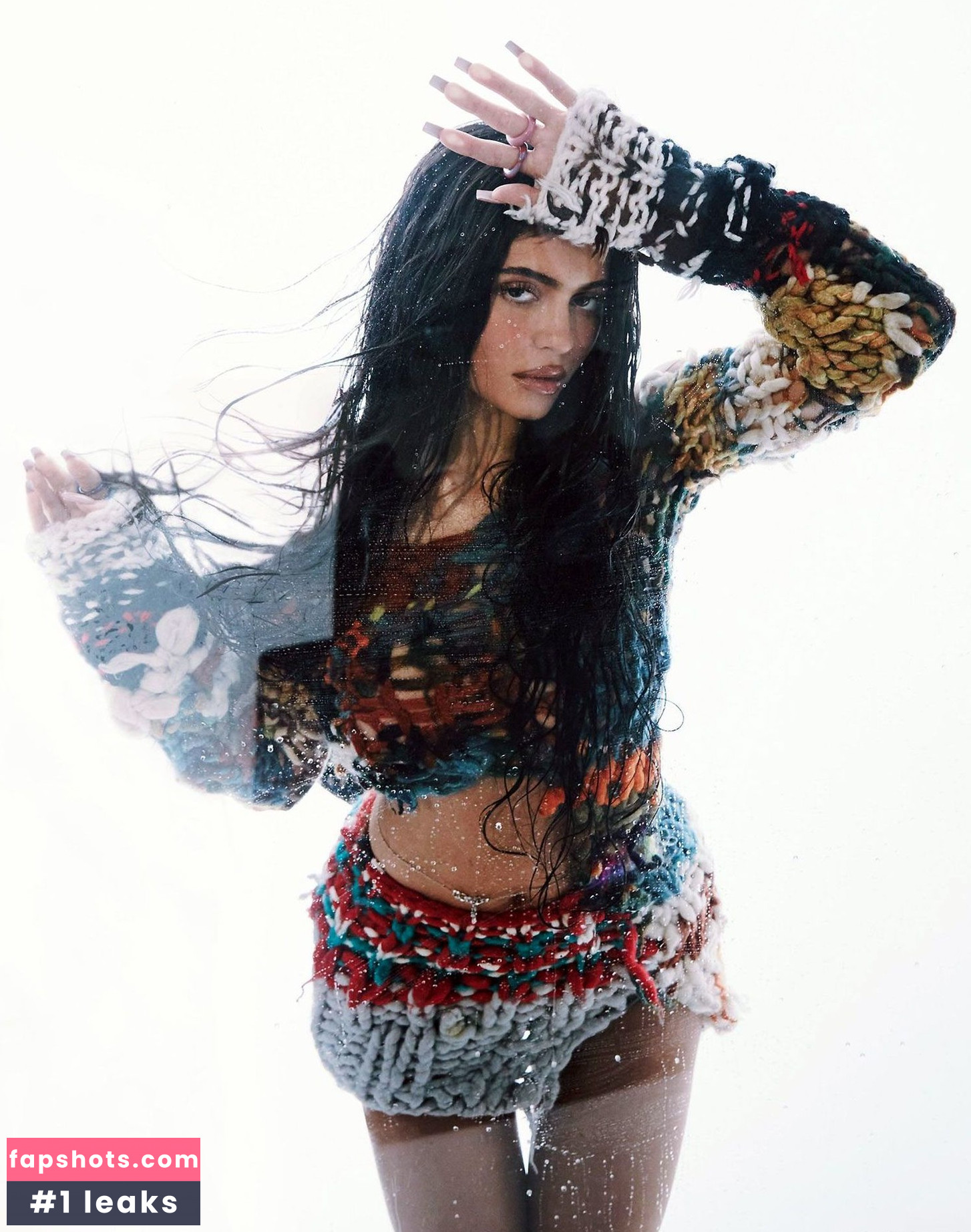 Kylie Jenner gallery photo #2051