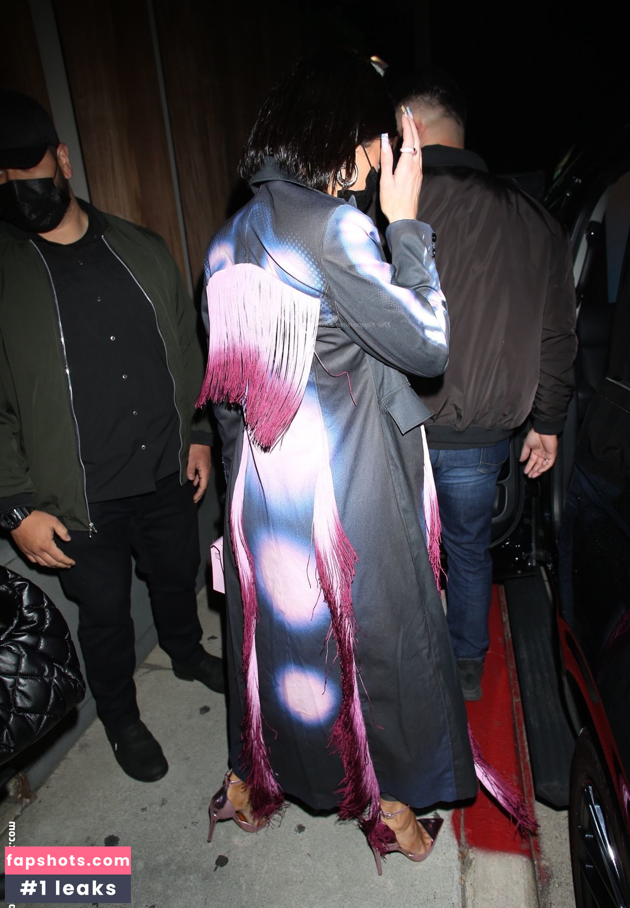 Kylie Jenner gallery photo #2105