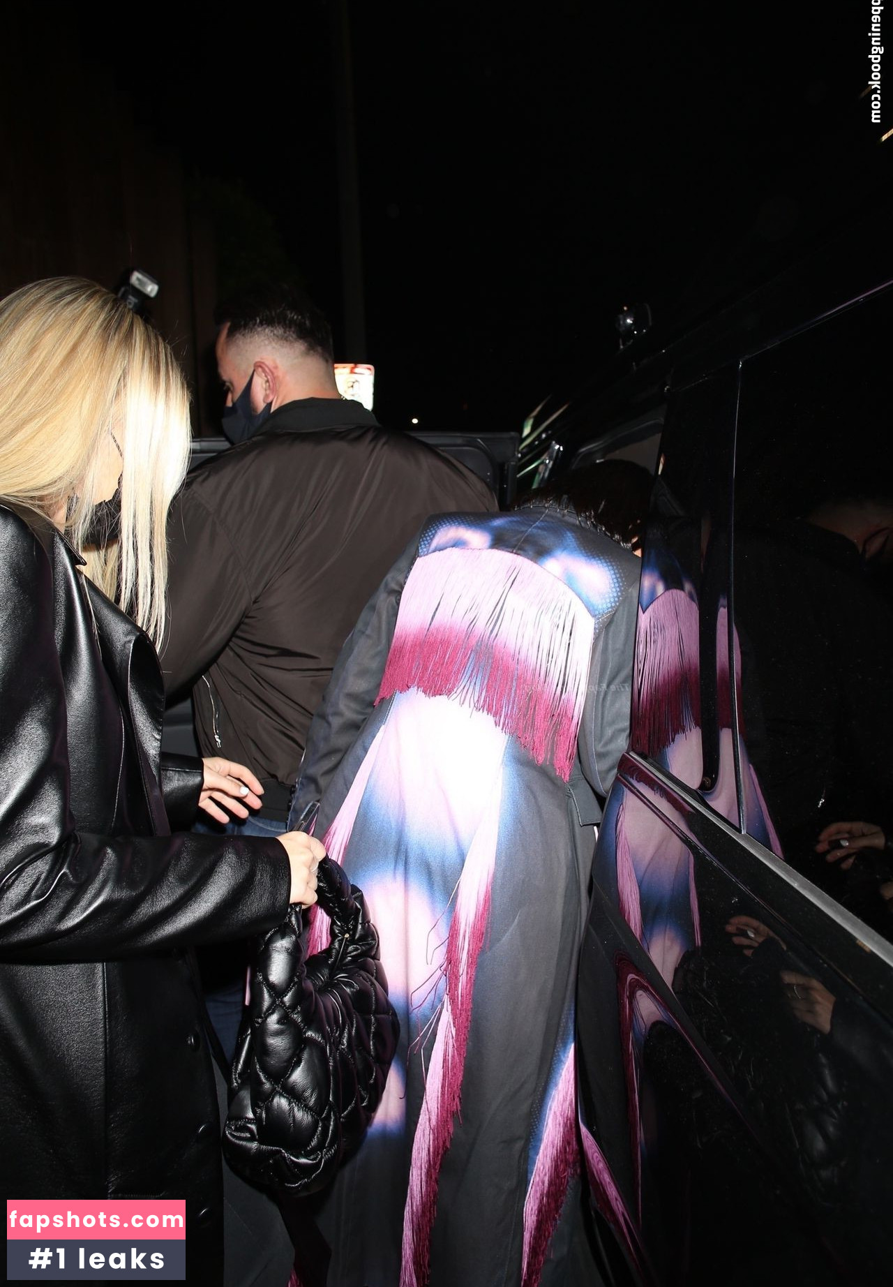 Kylie Jenner gallery photo #2108