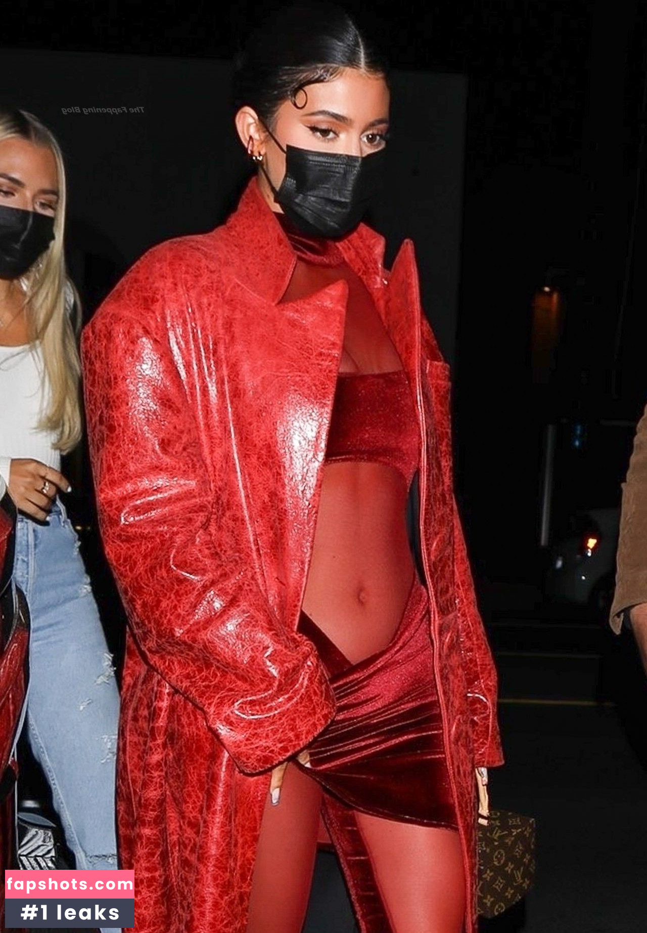 Kylie Jenner gallery photo #2125