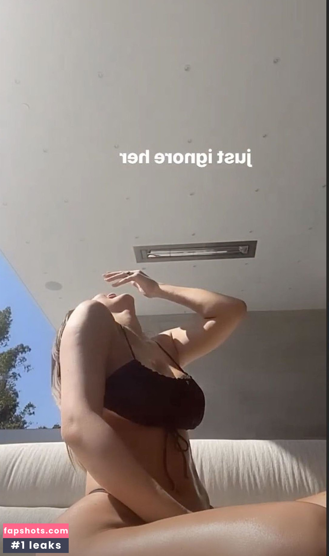 Kylie Jenner gallery photo #2193