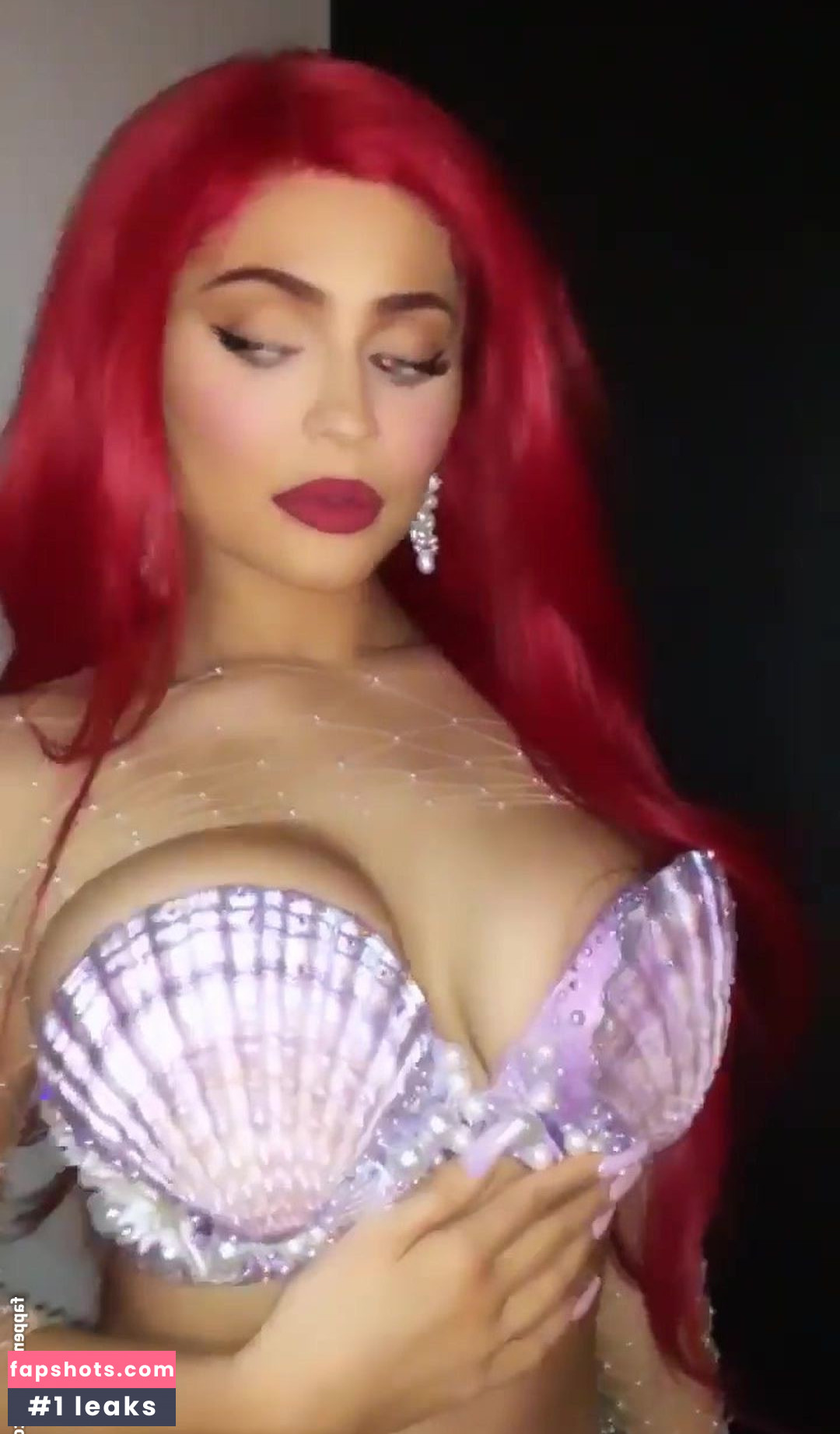 Kylie Jenner gallery photo #2219