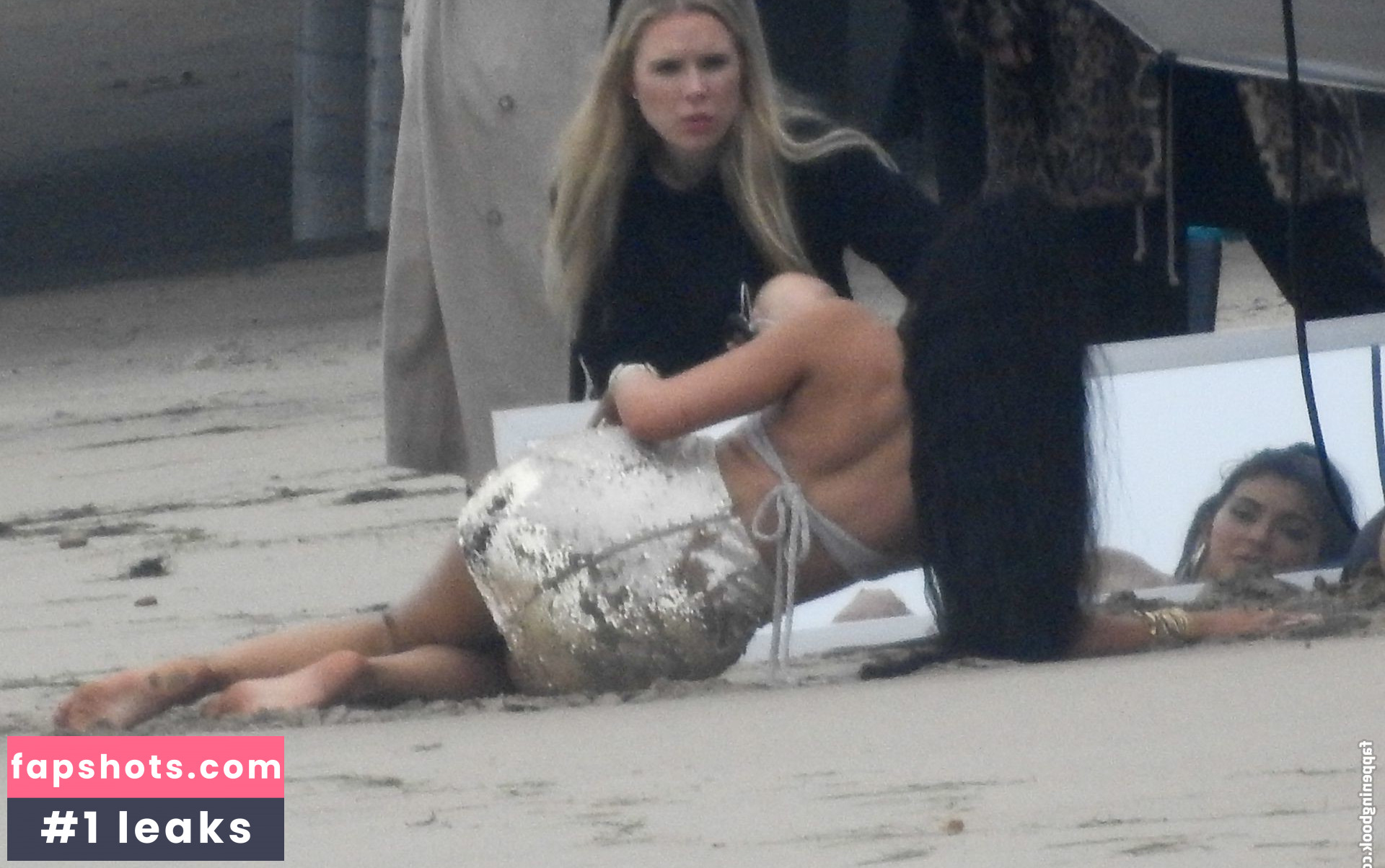 Kylie Jenner gallery photo #2249