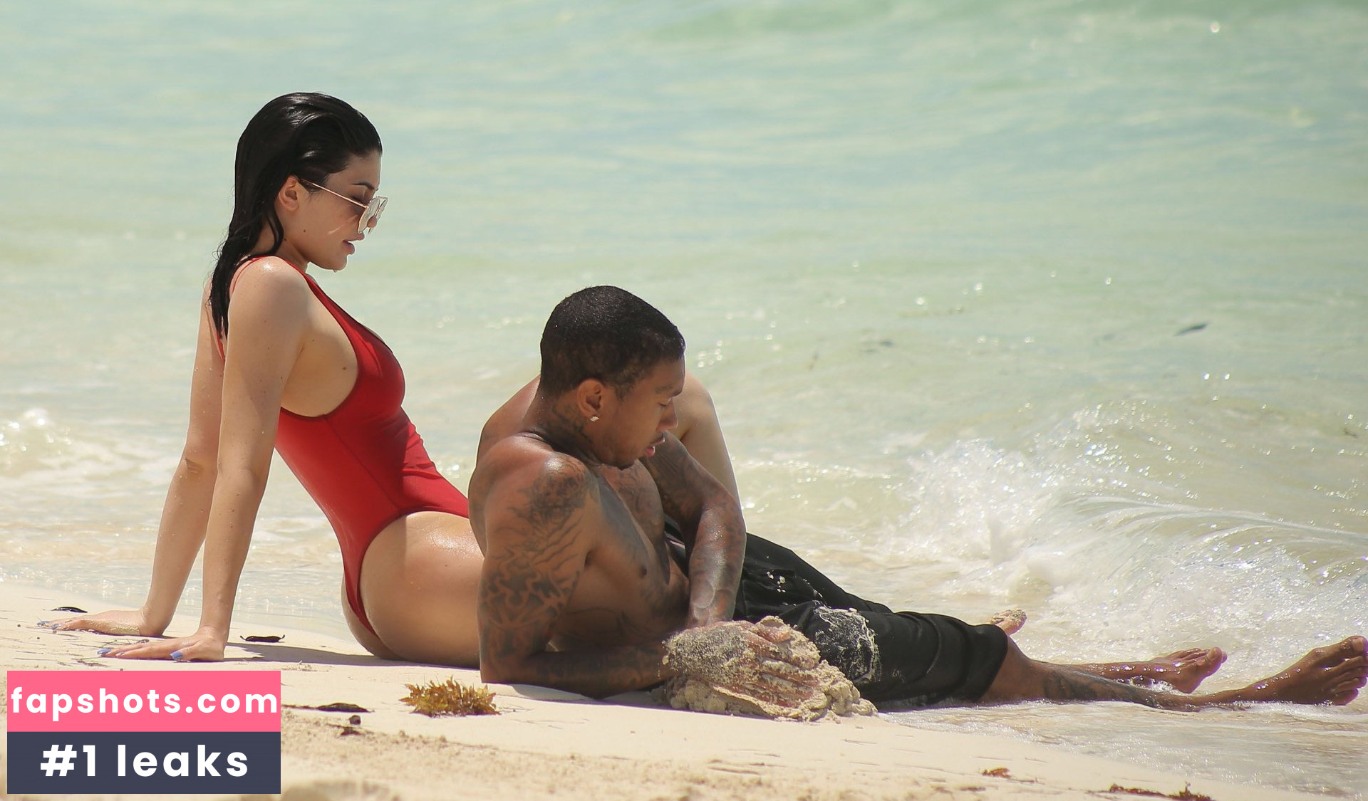 Kylie Jenner gallery photo #2303