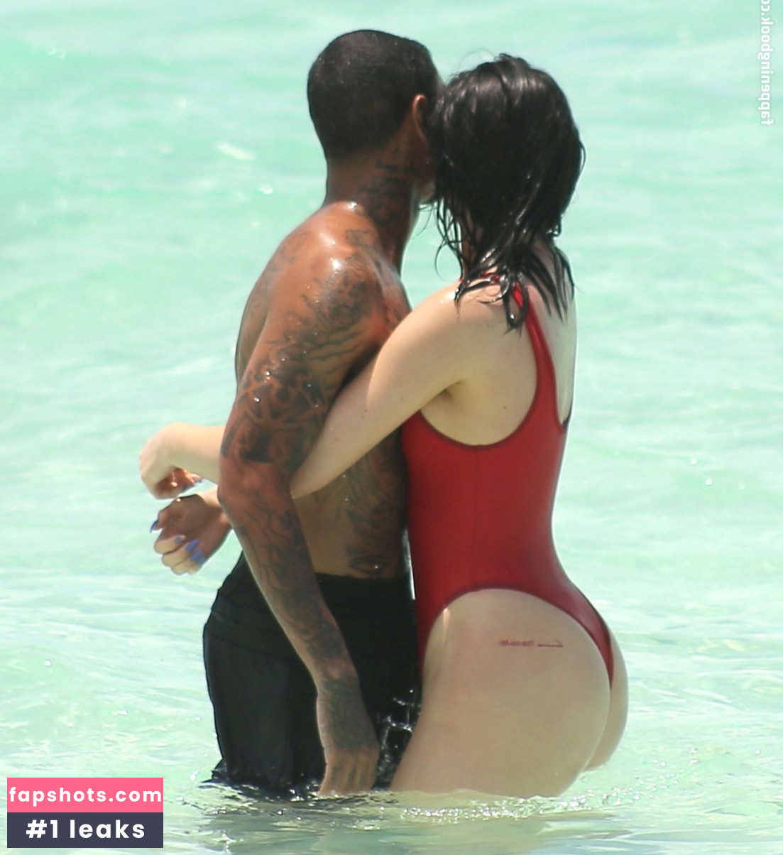 Kylie Jenner gallery photo #2305