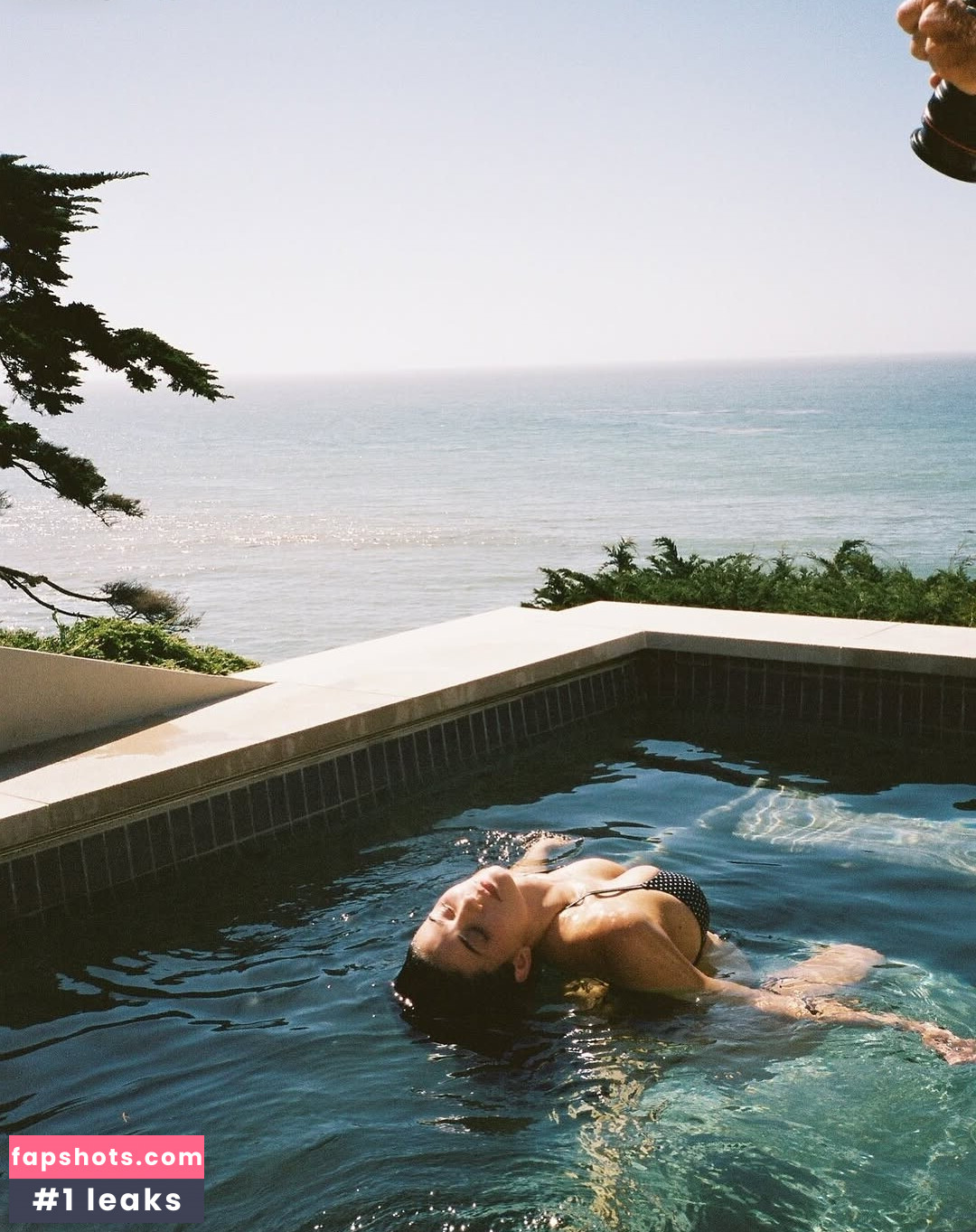 Kylie Jenner gallery photo #234