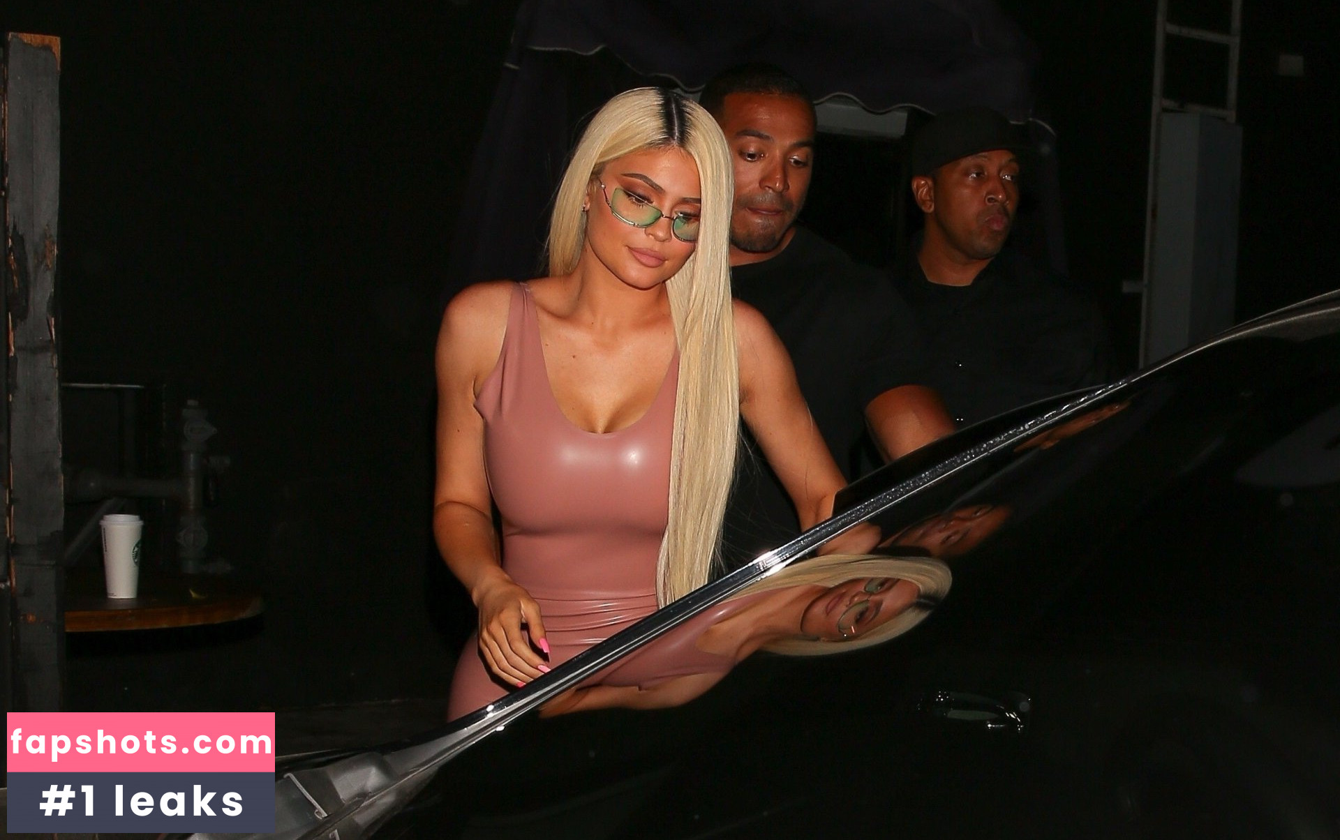 Kylie Jenner gallery photo #2389