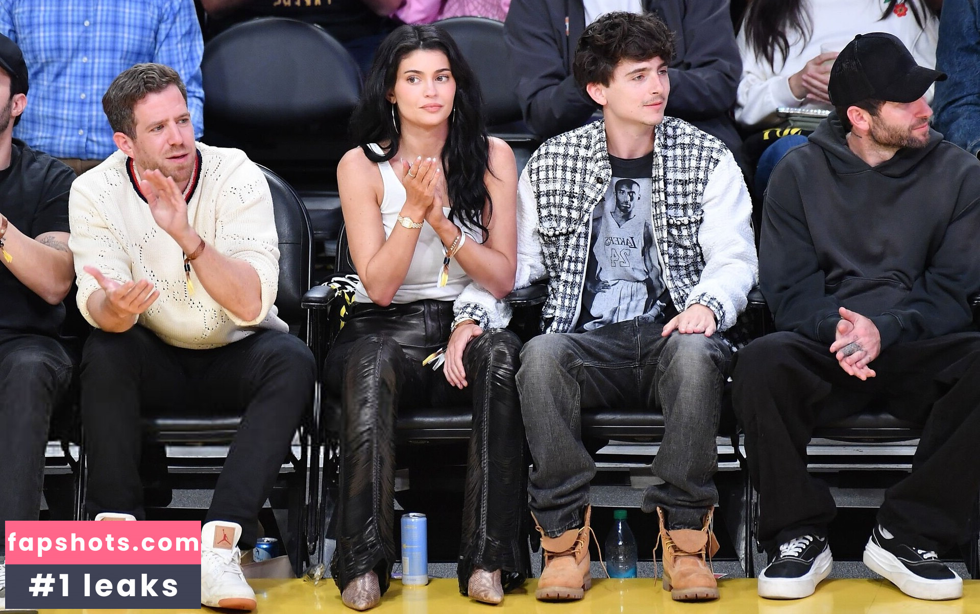 Kylie Jenner gallery photo #406