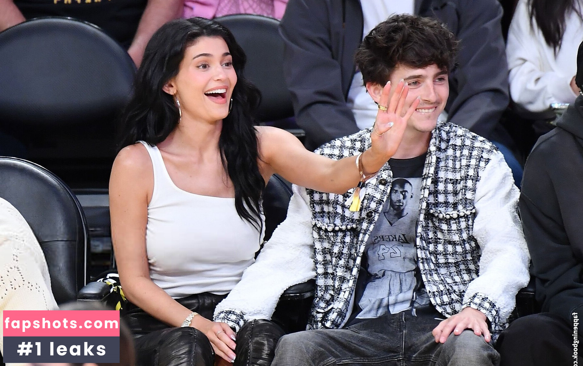 Kylie Jenner gallery photo #409