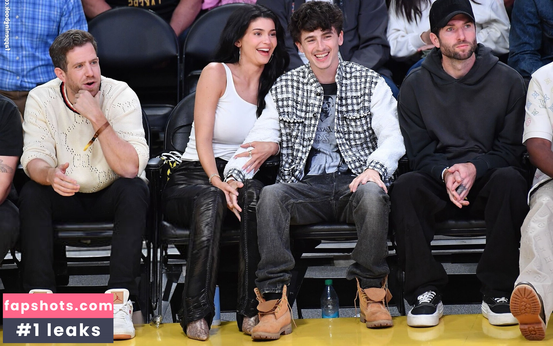 Kylie Jenner gallery photo #414