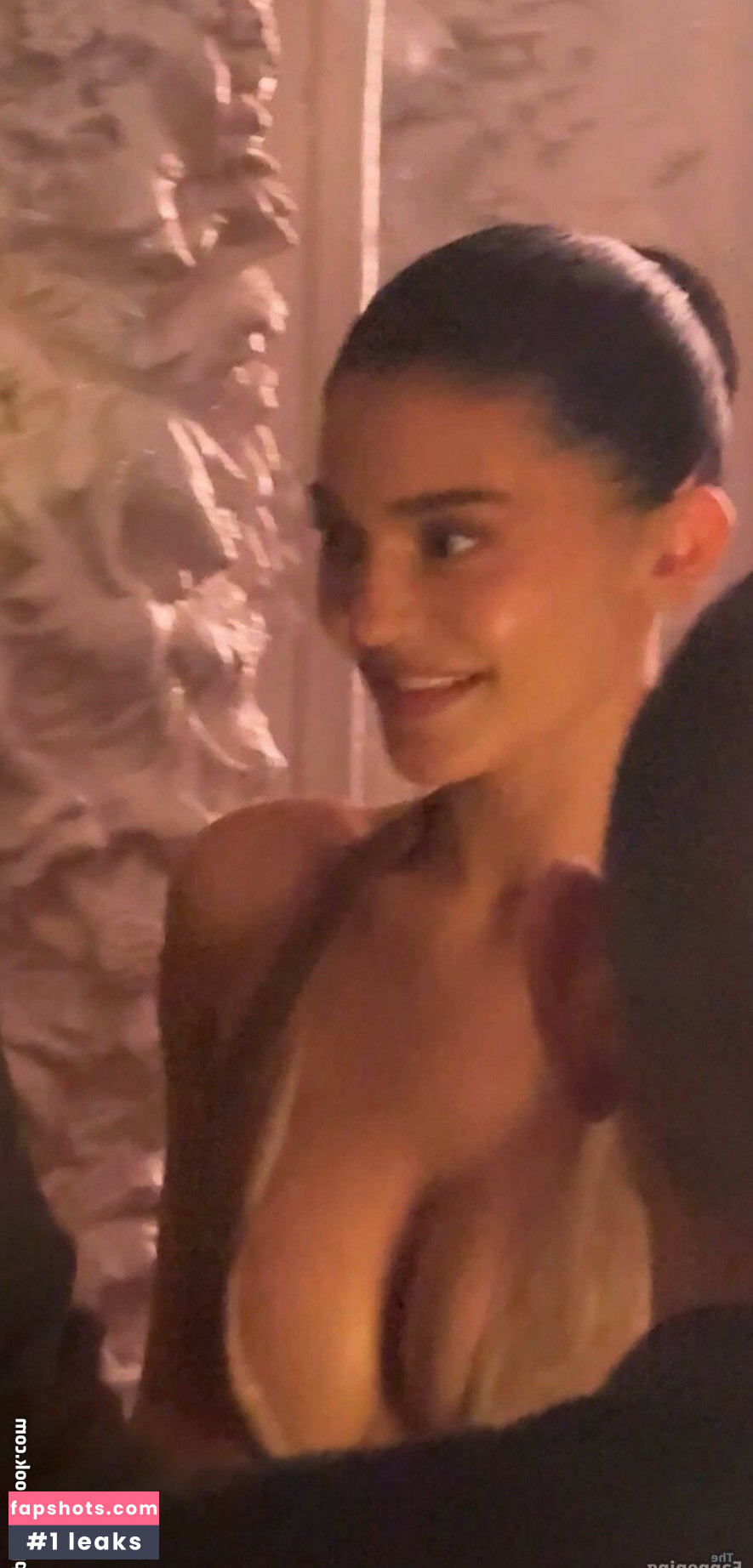 Kylie Jenner gallery photo #553