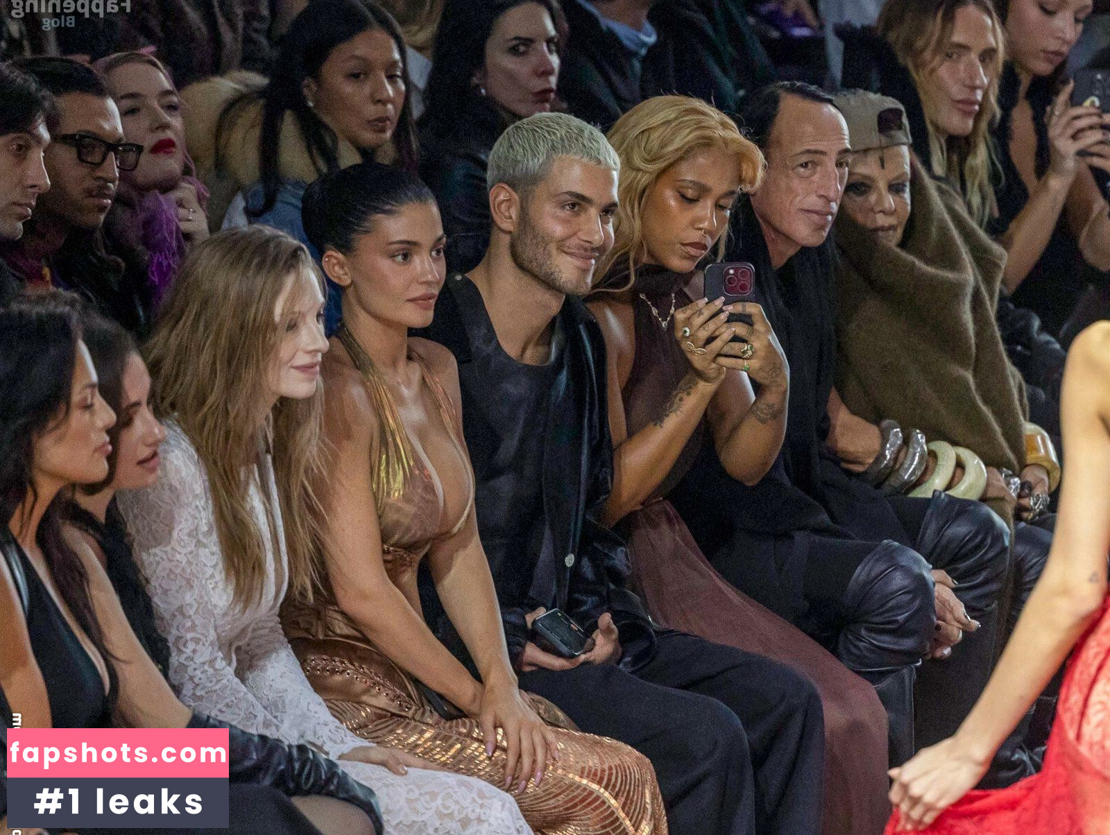 Kylie Jenner gallery photo #558