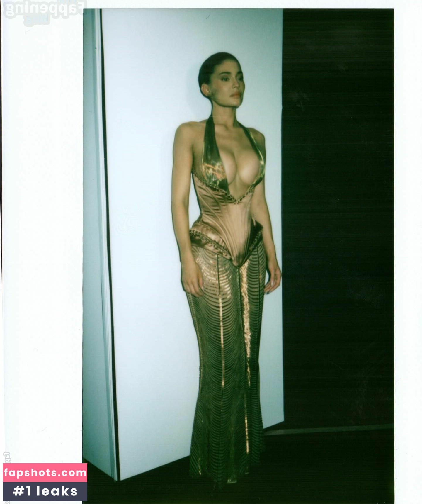 Kylie Jenner gallery photo #571