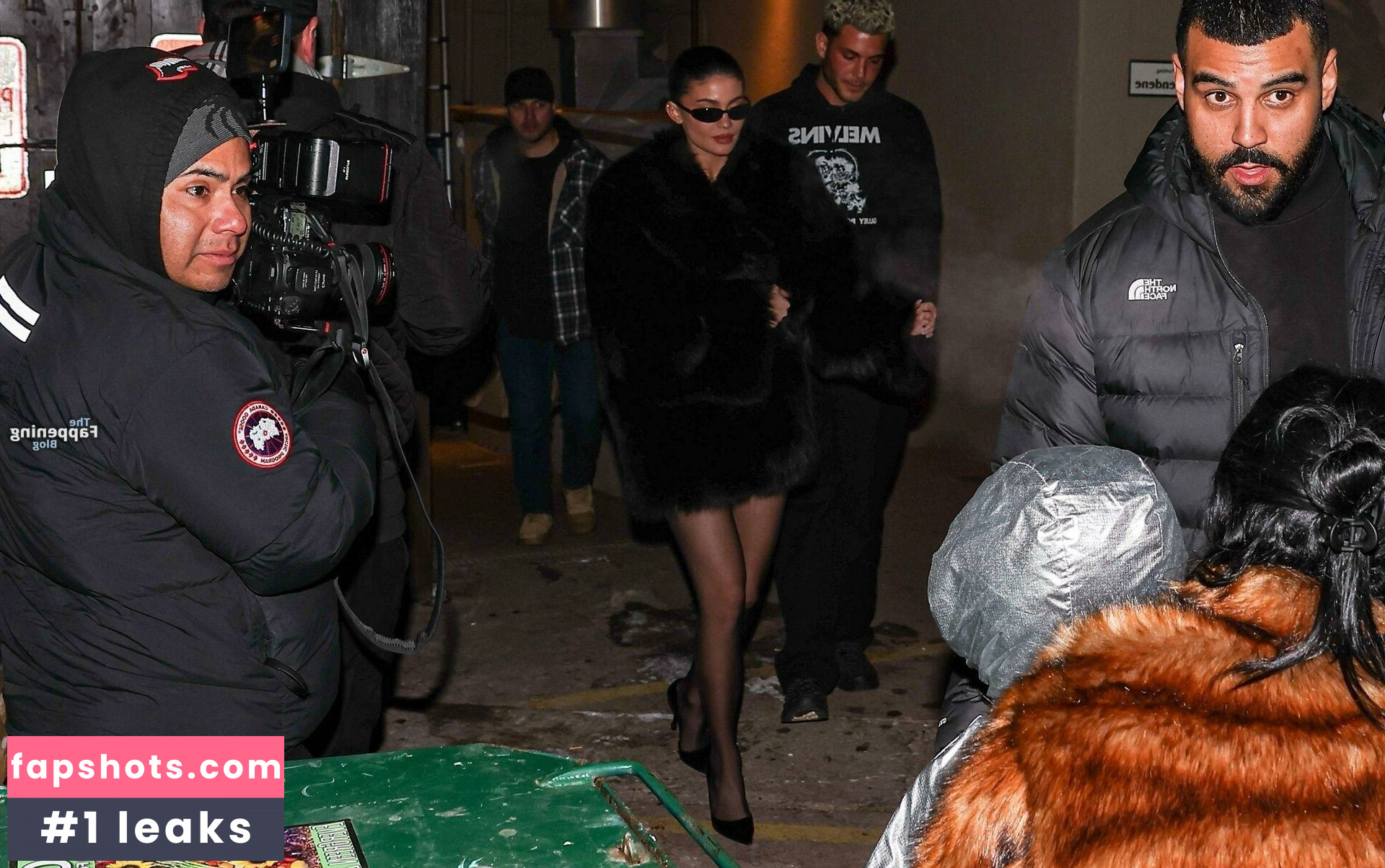 Kylie Jenner gallery photo #584