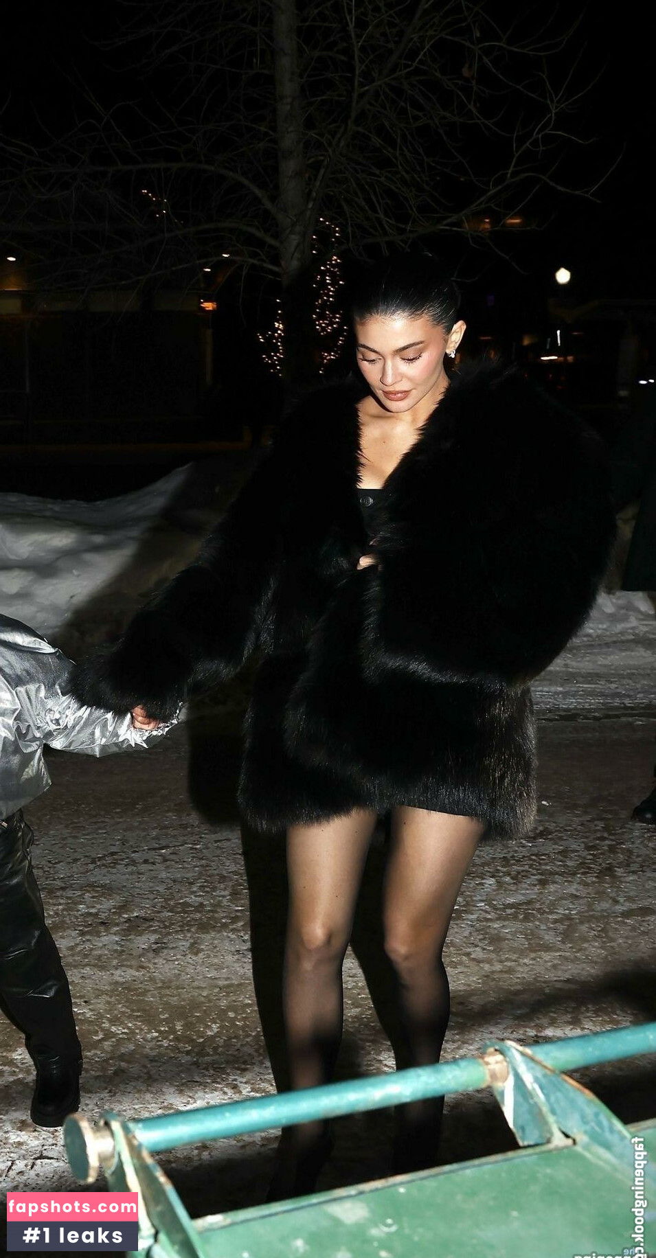 Kylie Jenner gallery photo #603