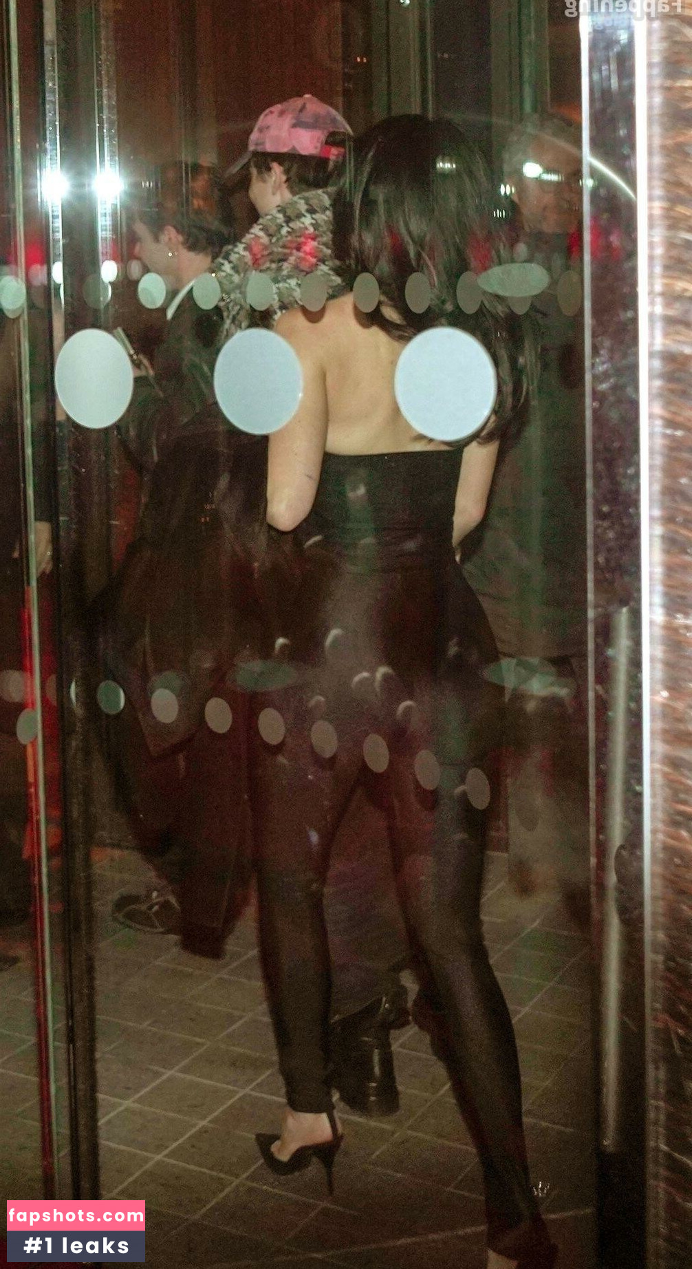 Kylie Jenner gallery photo #633