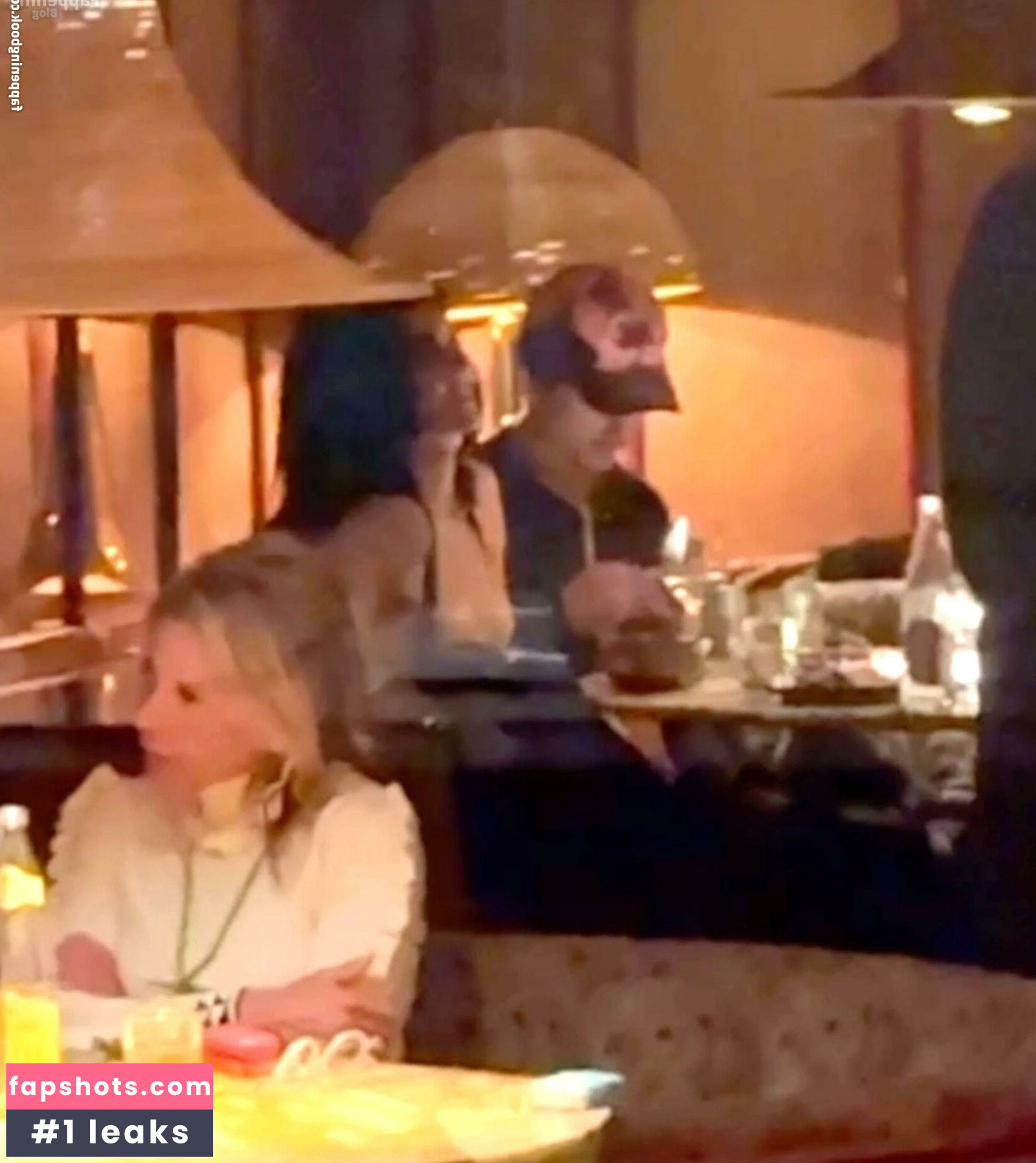 Kylie Jenner gallery photo #640