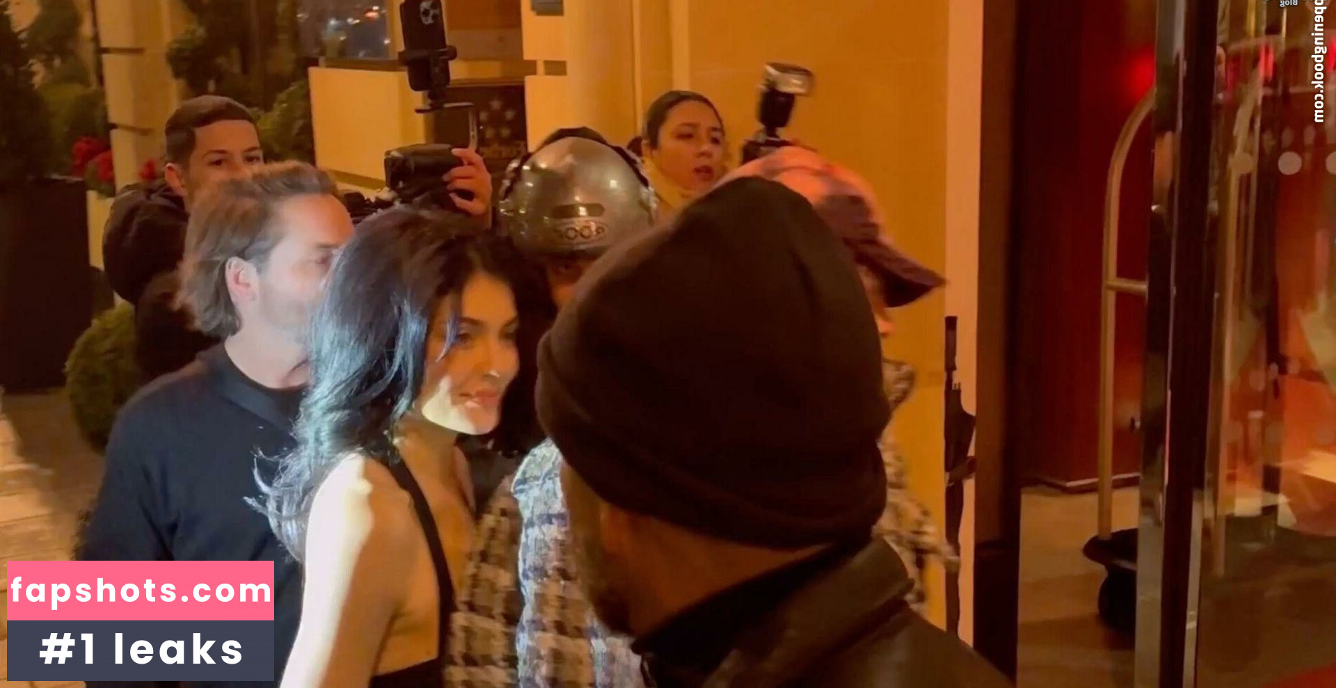 Kylie Jenner gallery photo #649