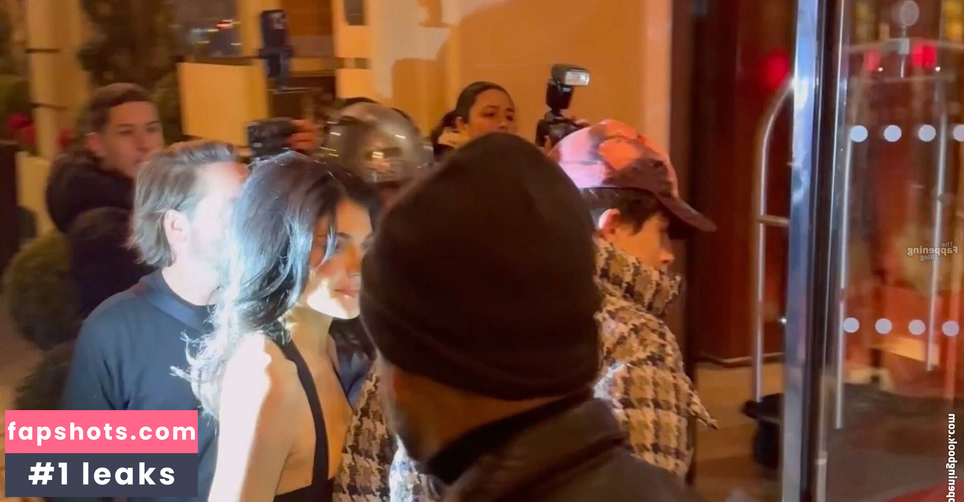 Kylie Jenner gallery photo #650