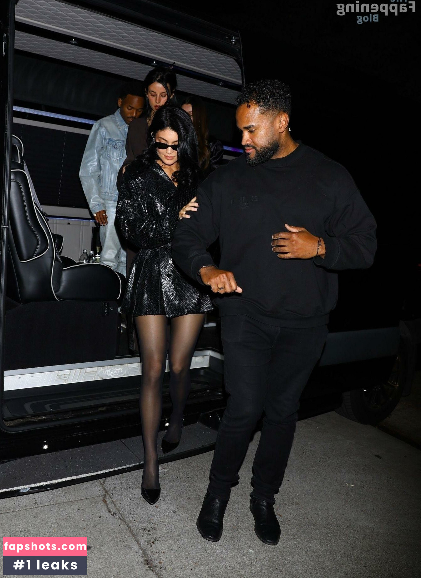 Kylie Jenner gallery photo #678