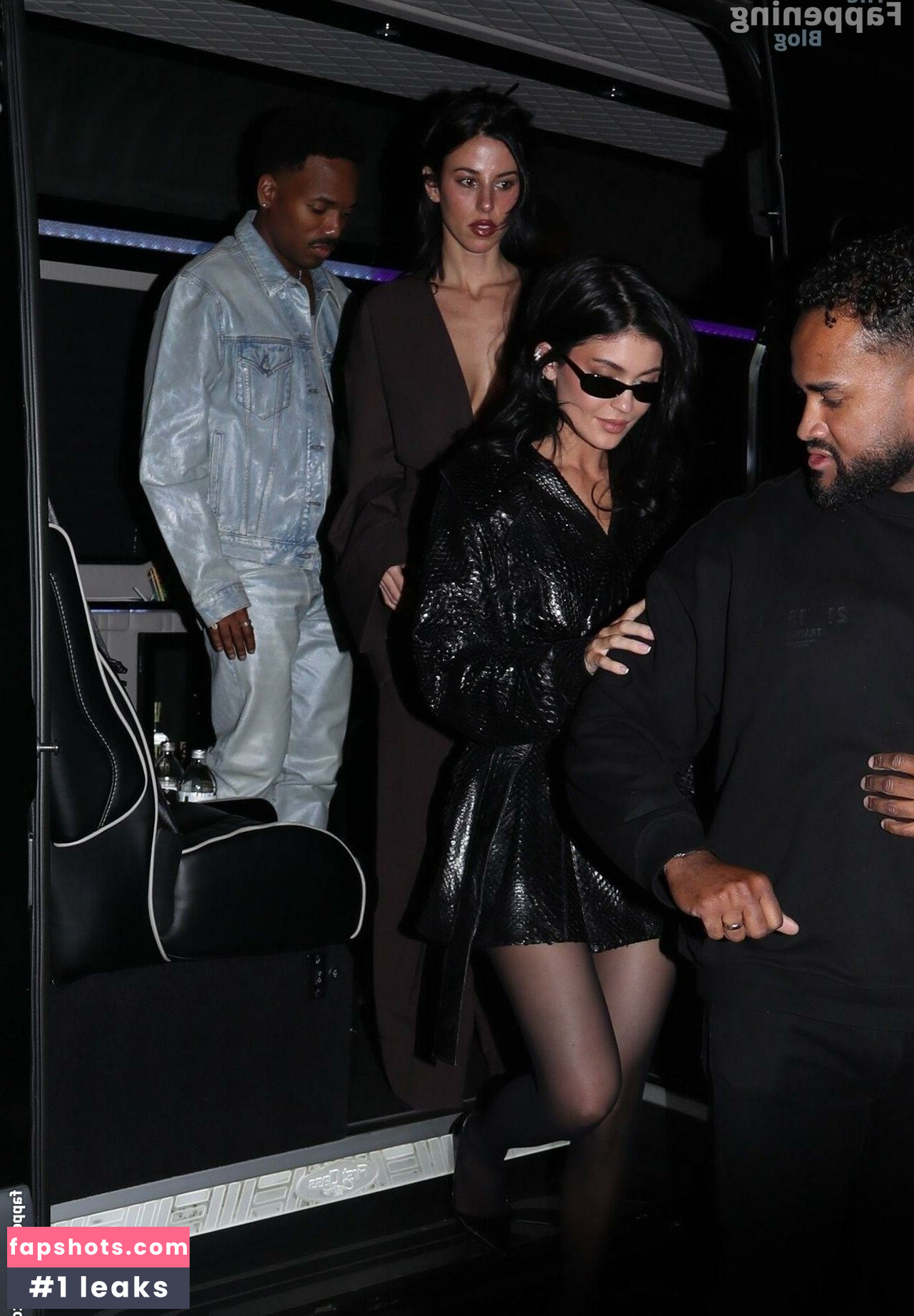 Kylie Jenner gallery photo #705