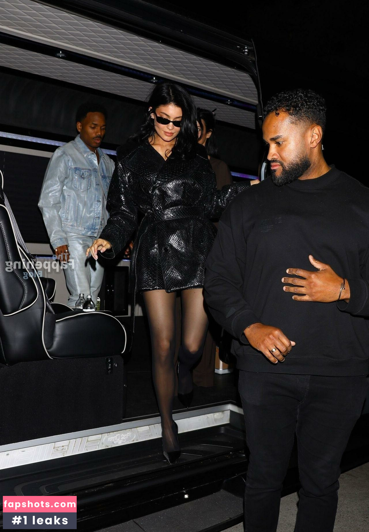 Kylie Jenner gallery photo #706