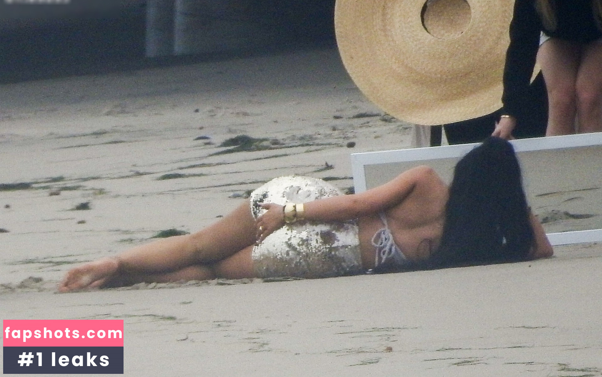 Kylie Jenner gallery photo #766