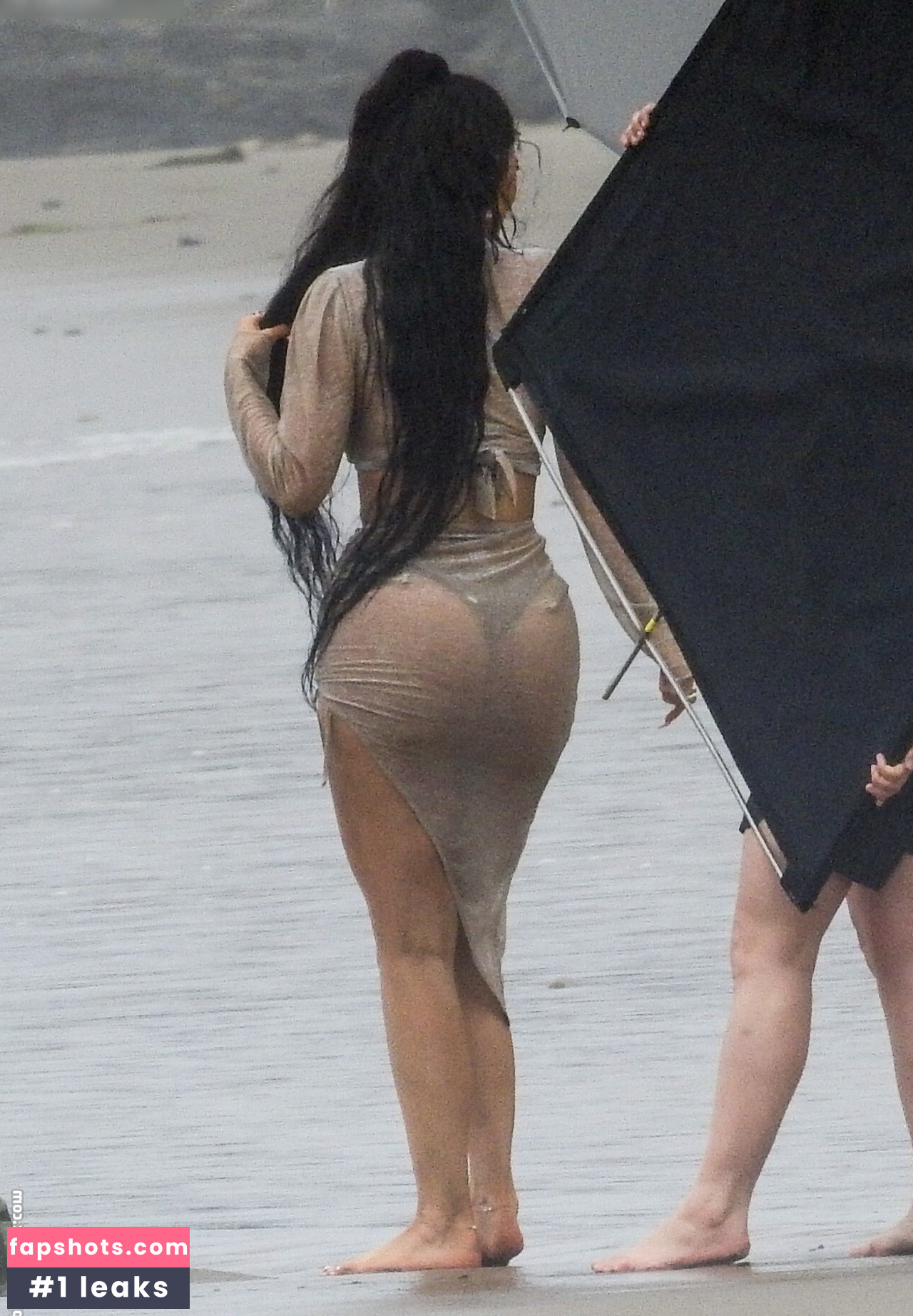 Kylie Jenner gallery photo #768