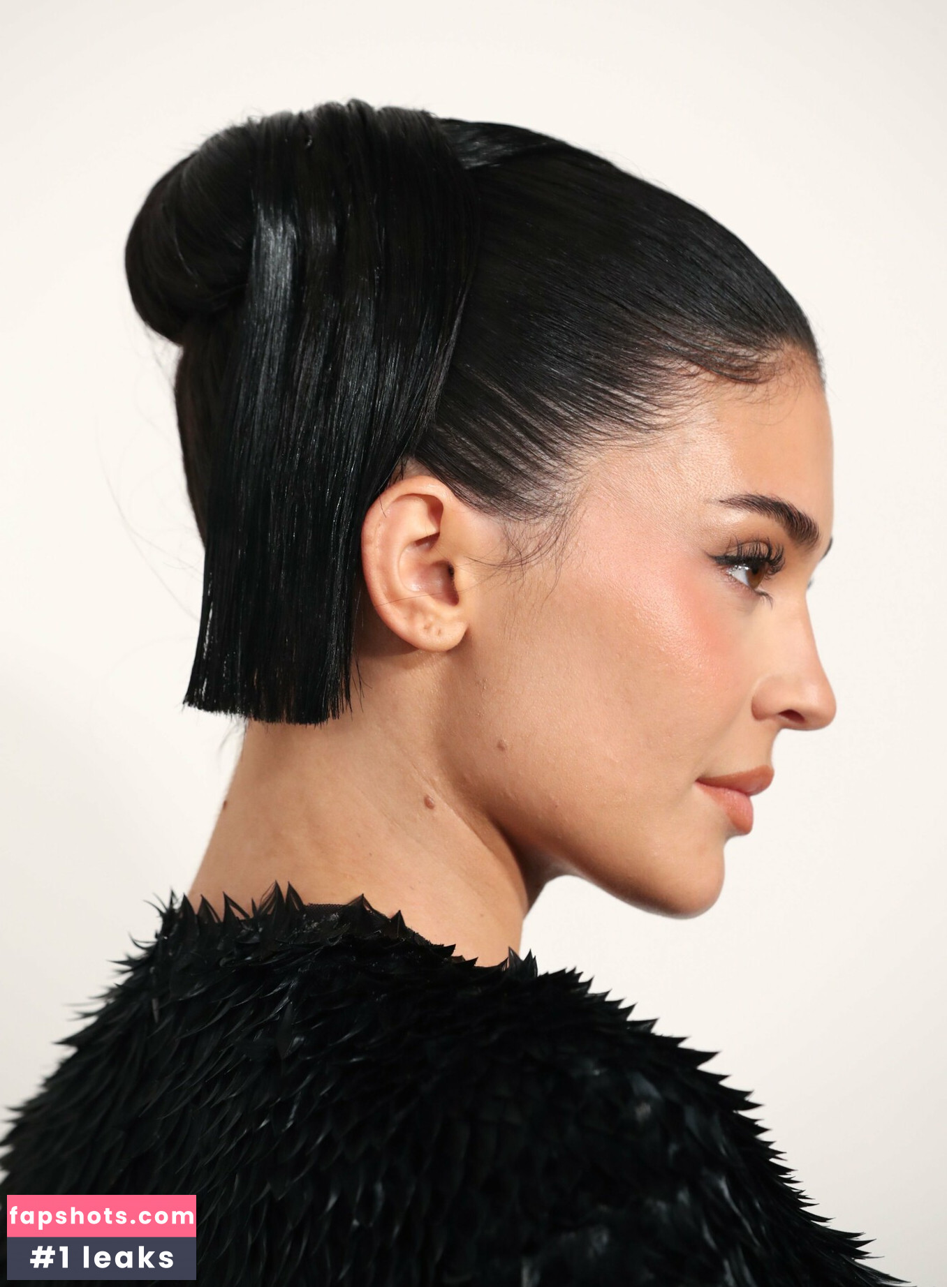 Kylie Jenner gallery photo #814