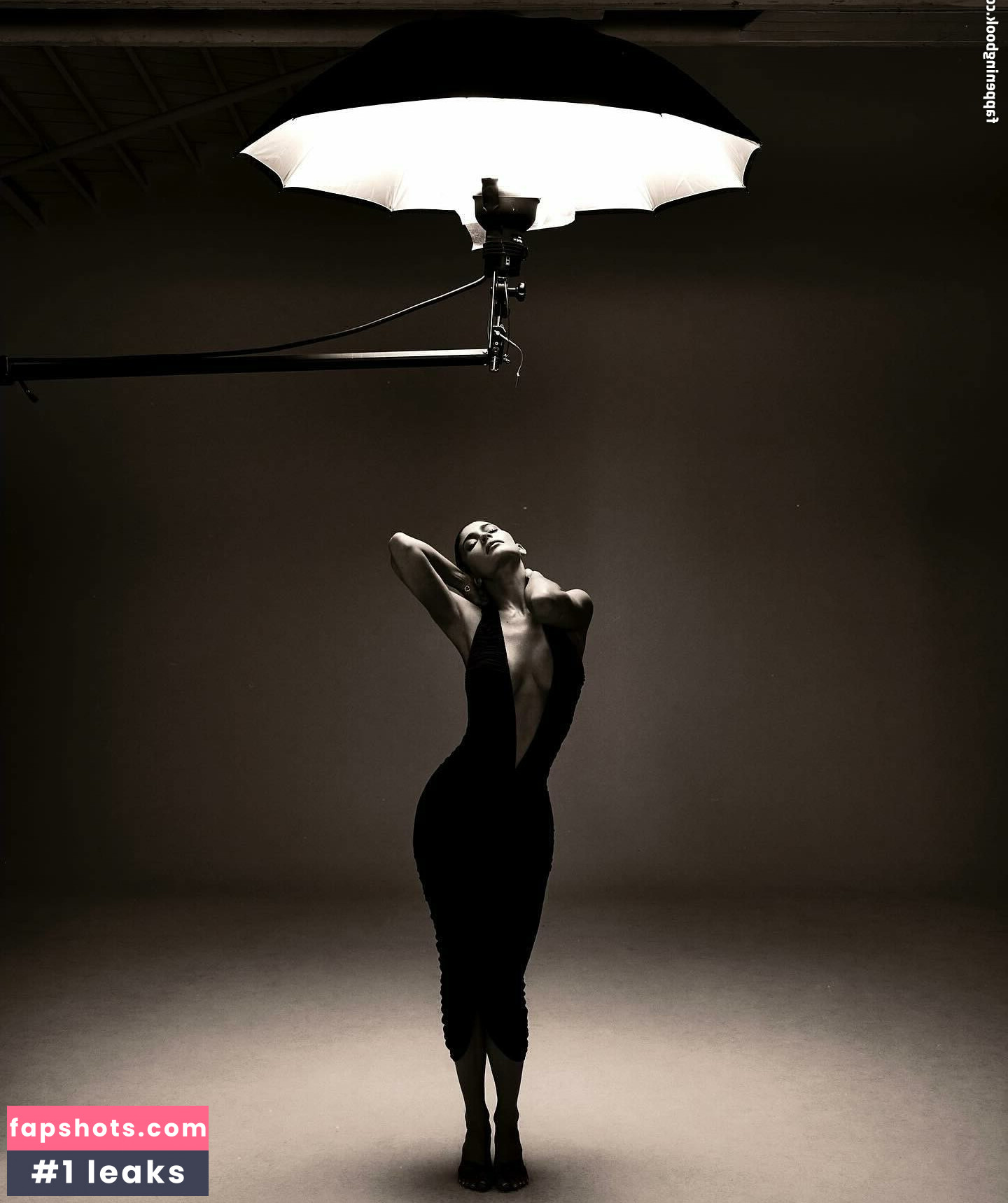 Kylie Jenner gallery photo #904