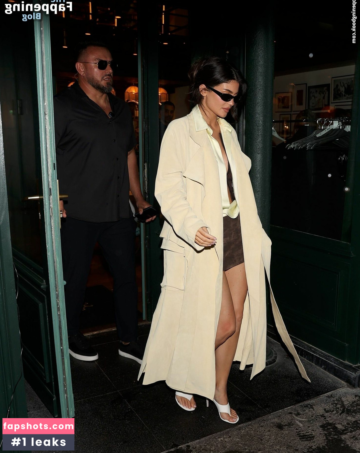 Kylie Jenner gallery photo #940