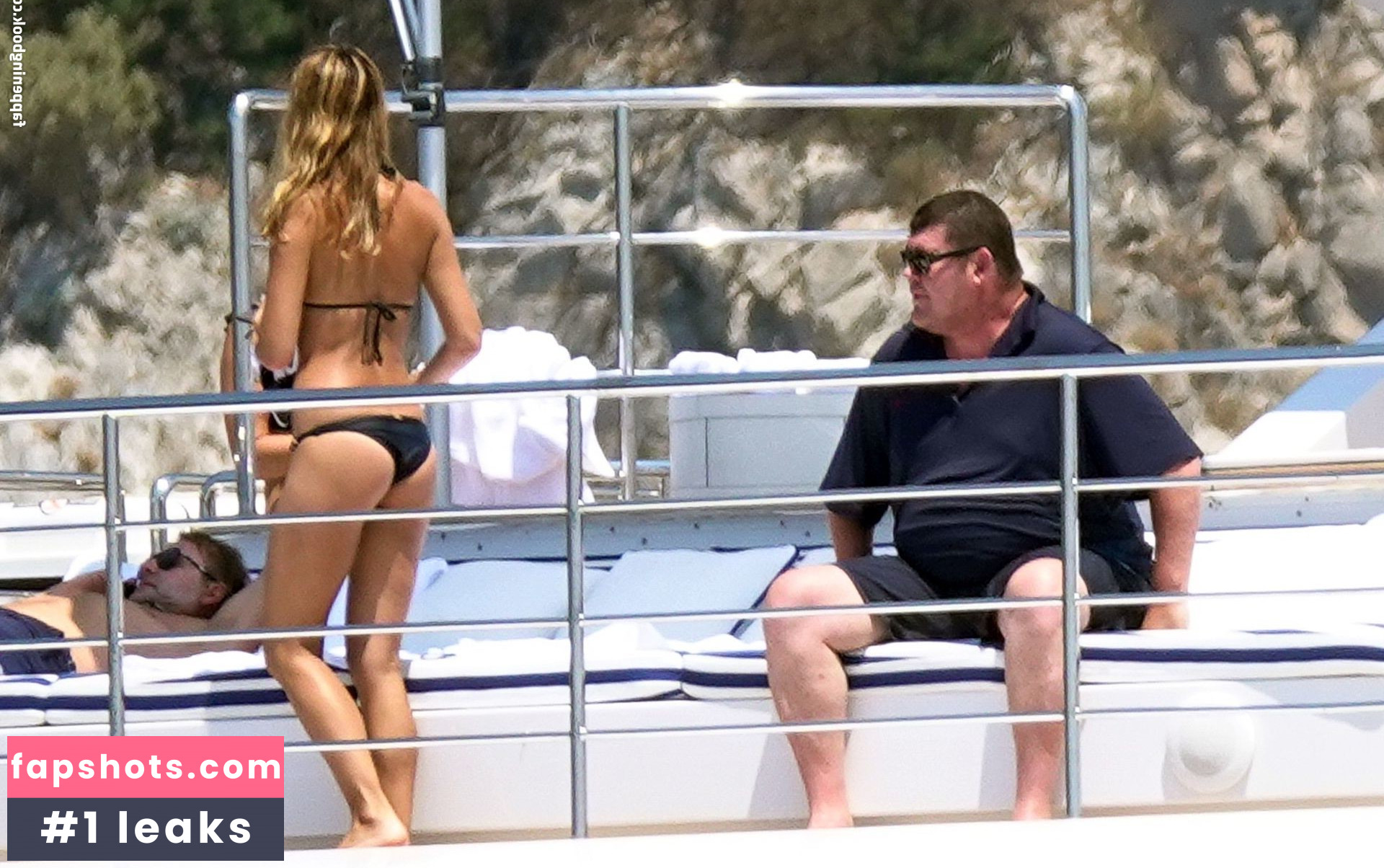 Kylie Lim gallery photo #17