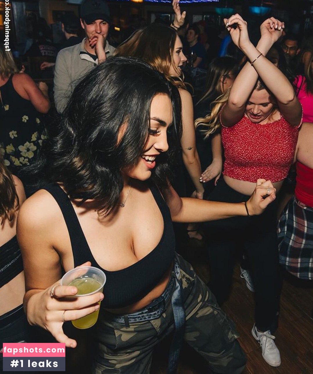 Kylie Manue gallery photo #14