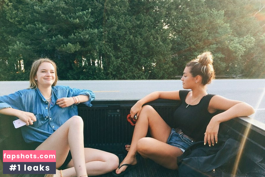 Kylie Manue gallery photo #21