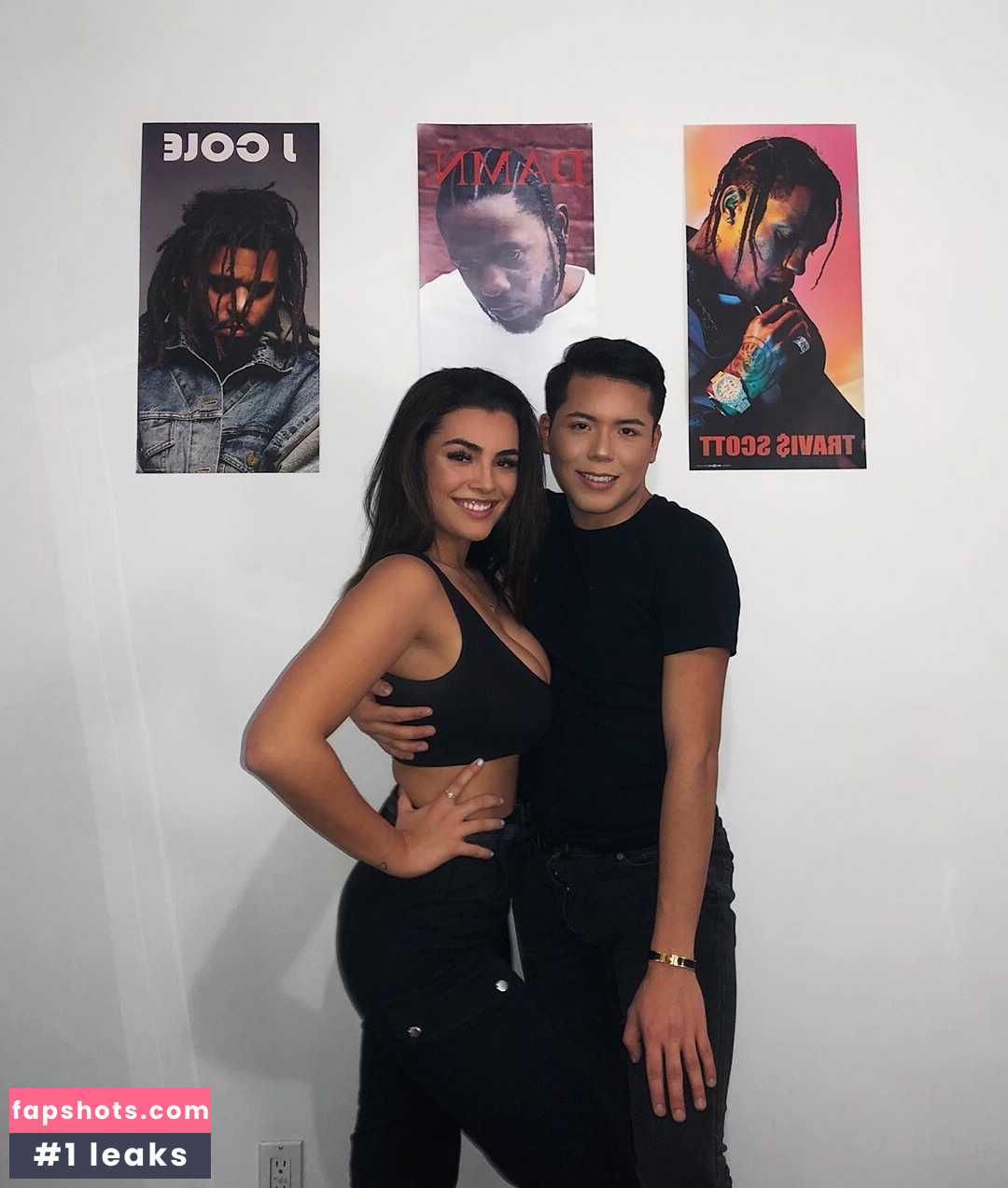 Kylie Manue gallery photo #23