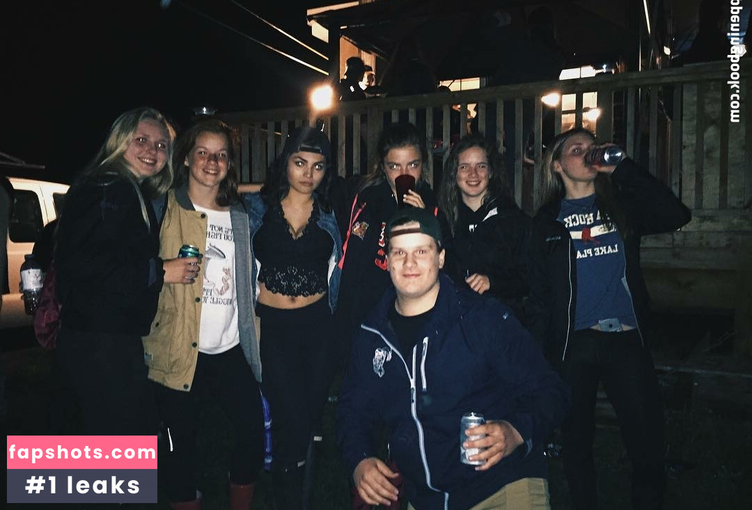 Kylie Manue gallery photo #27