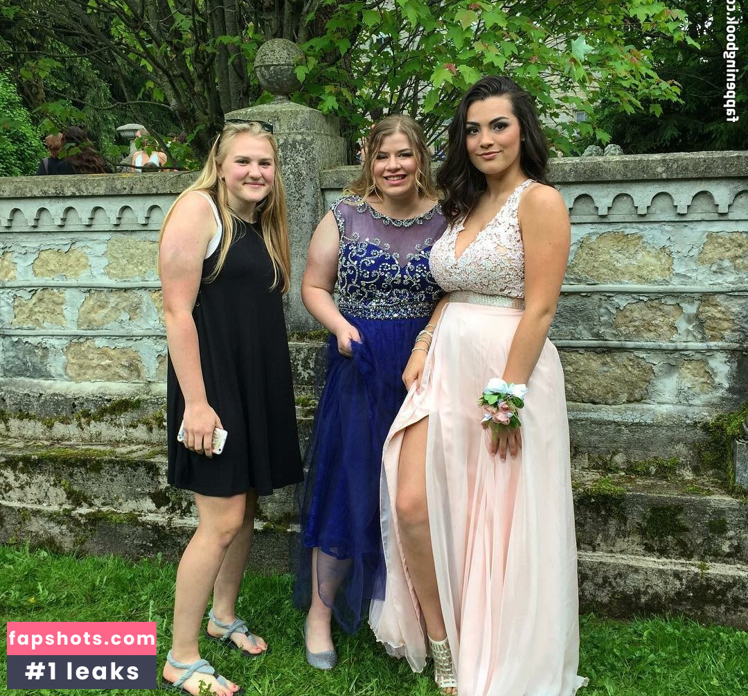 Kylie Manue gallery photo #49