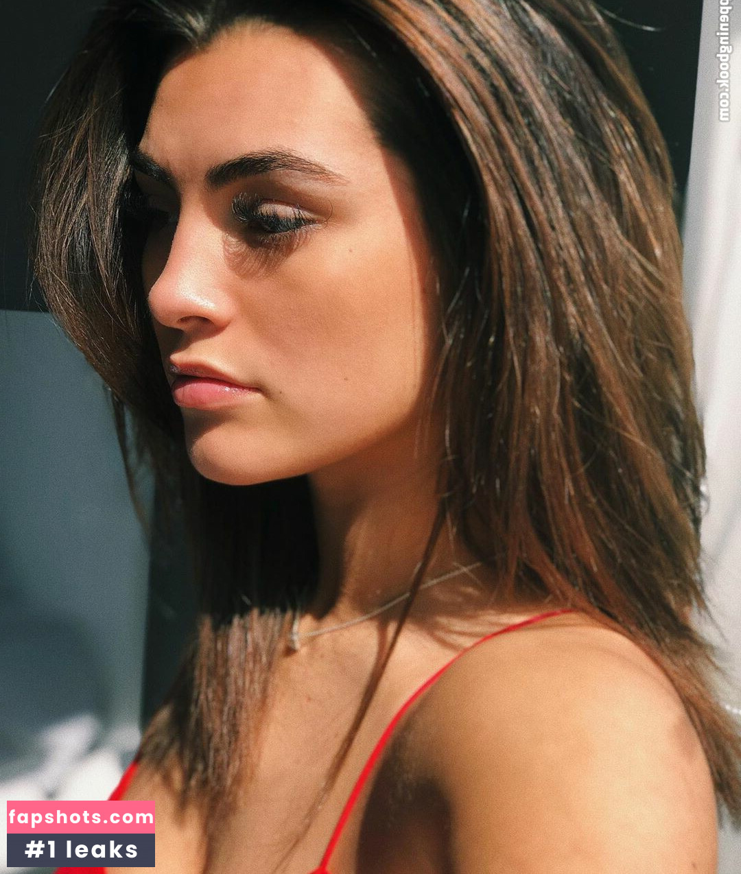 Kylie Manue gallery photo #53